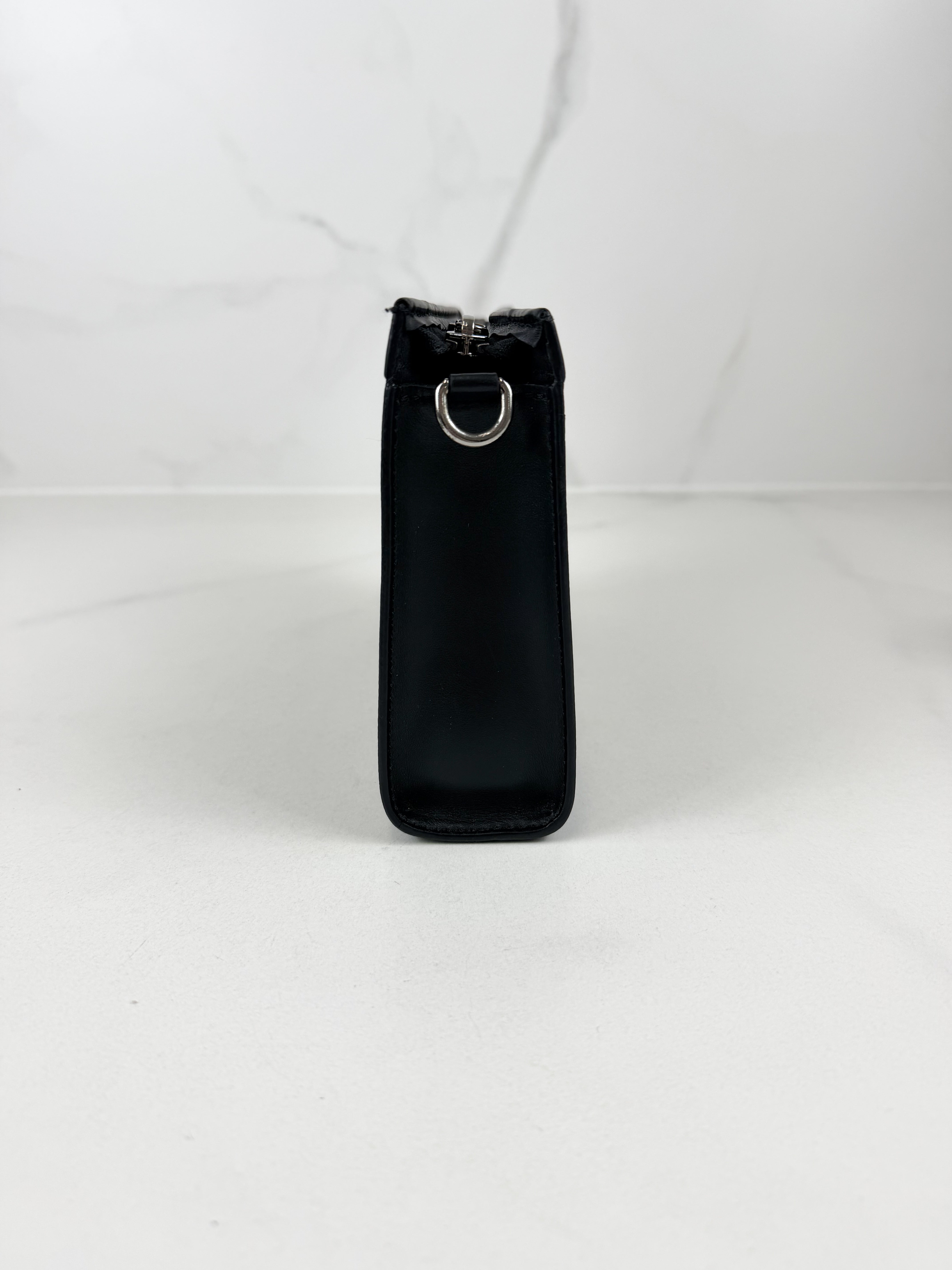 Louis Vuitton Gaston Wearable Wallet