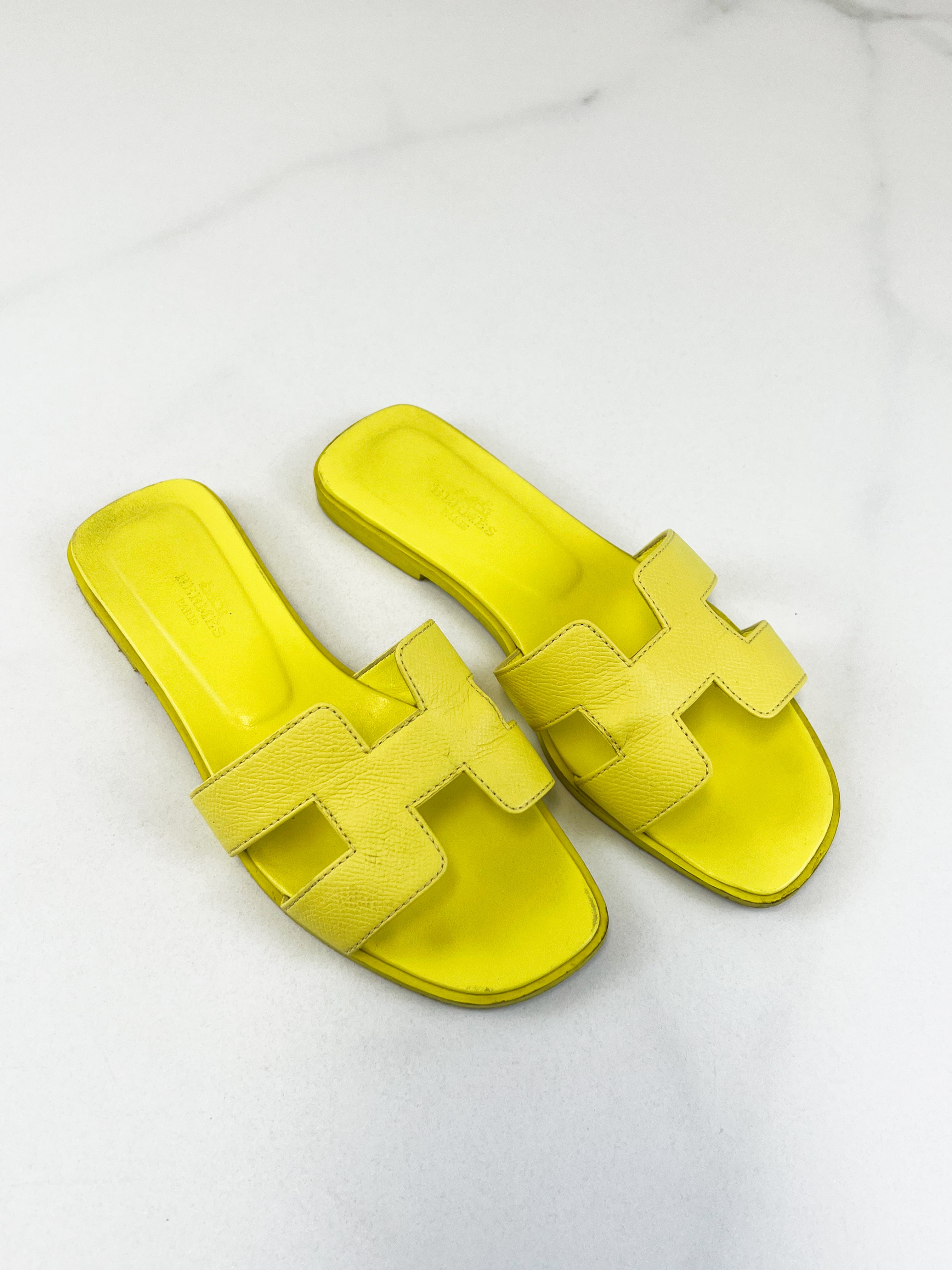 Hermes Oran Sandal in Yellow Size 36