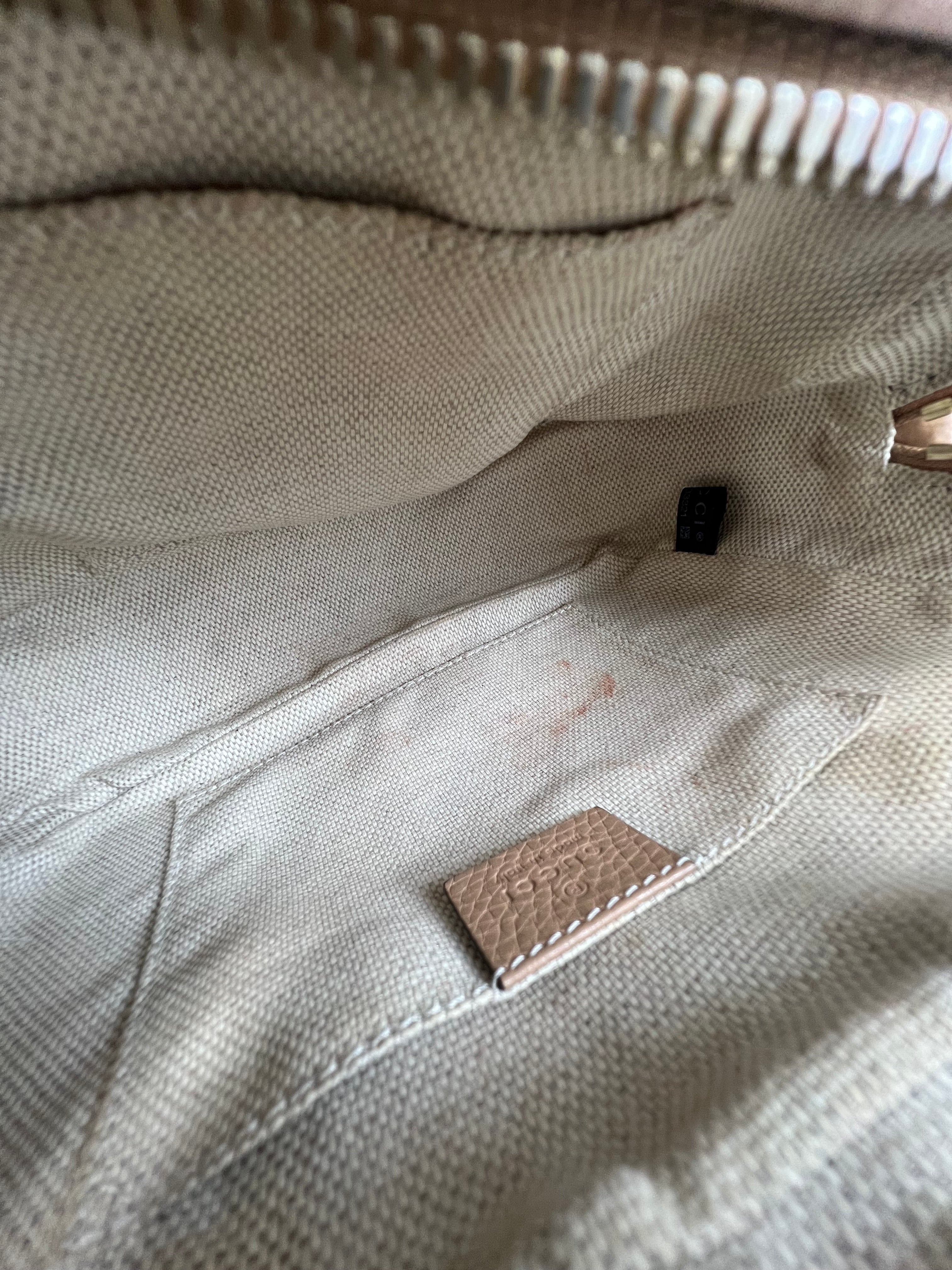 Gucci Soho Disco Crossbody Bag in Beige Leather