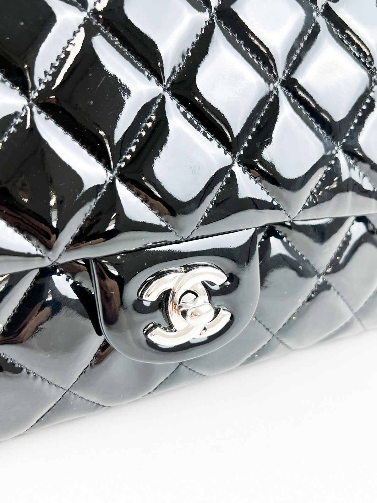 Chanel Black Quilted Patent Leather Clutch-with-Chain SHW