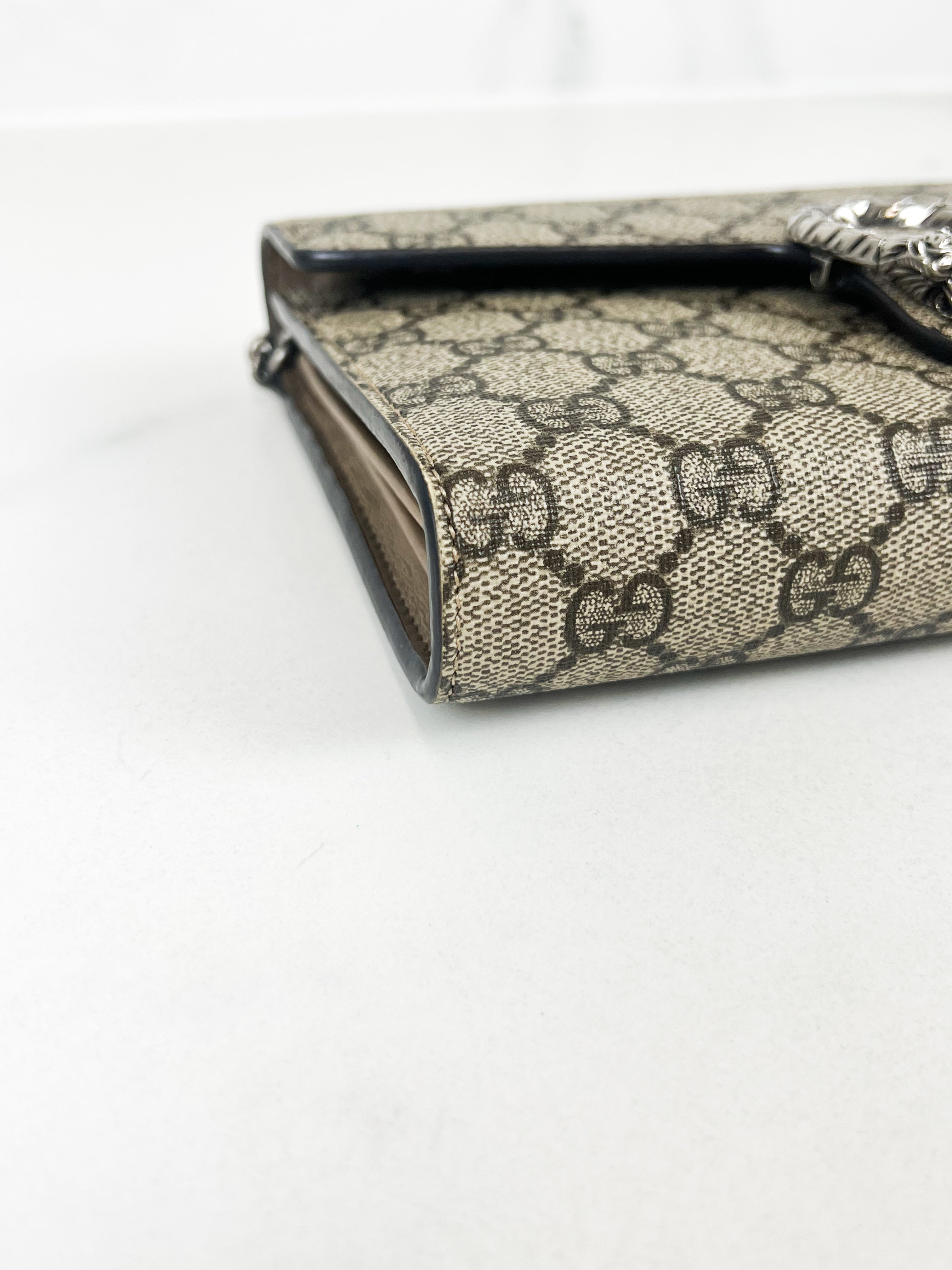 Gucci Dionysus GG Supreme Chain Wallet