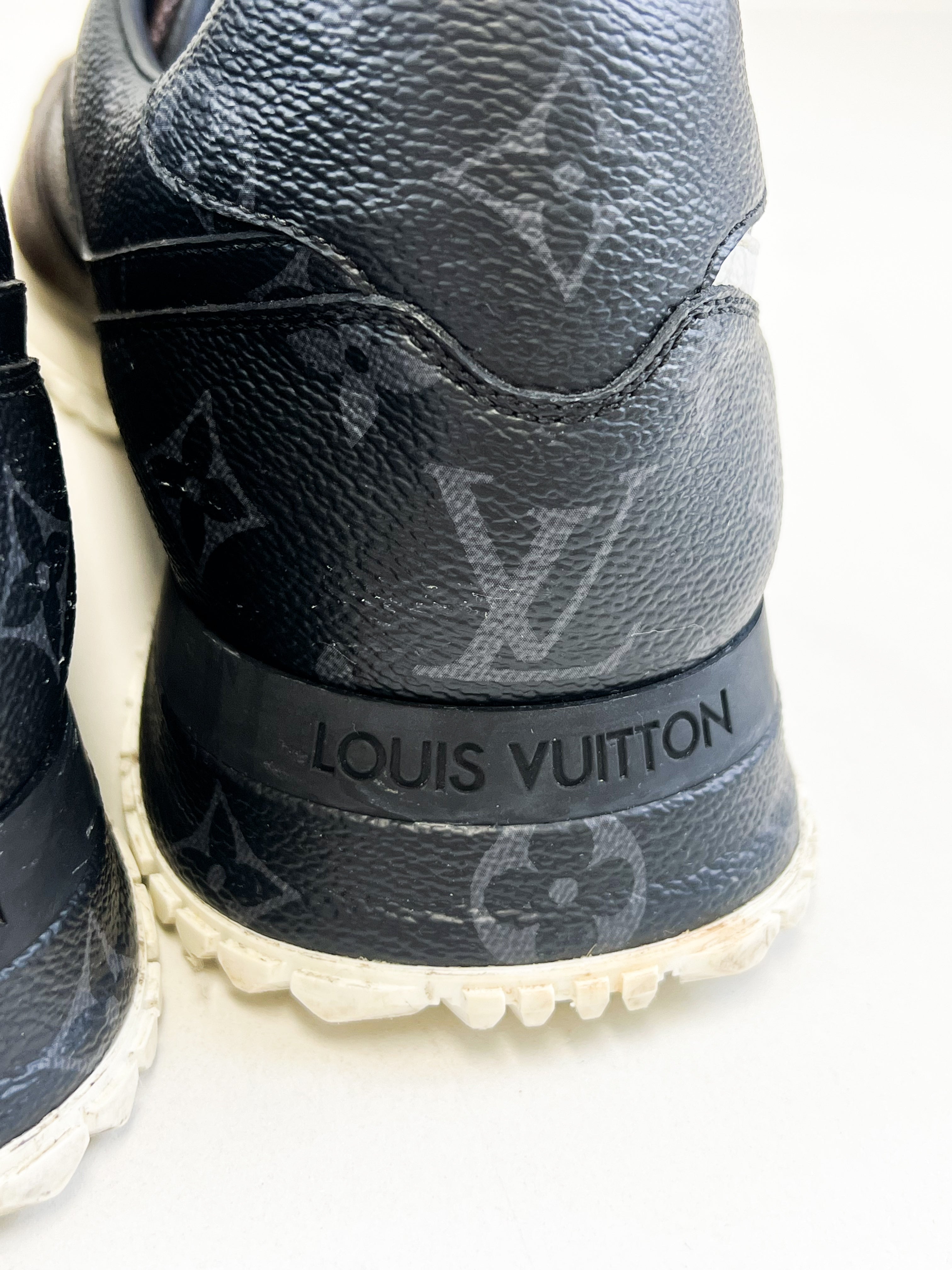 Louis Vuitton Runaway Sneaker Size 8.5 Men's
