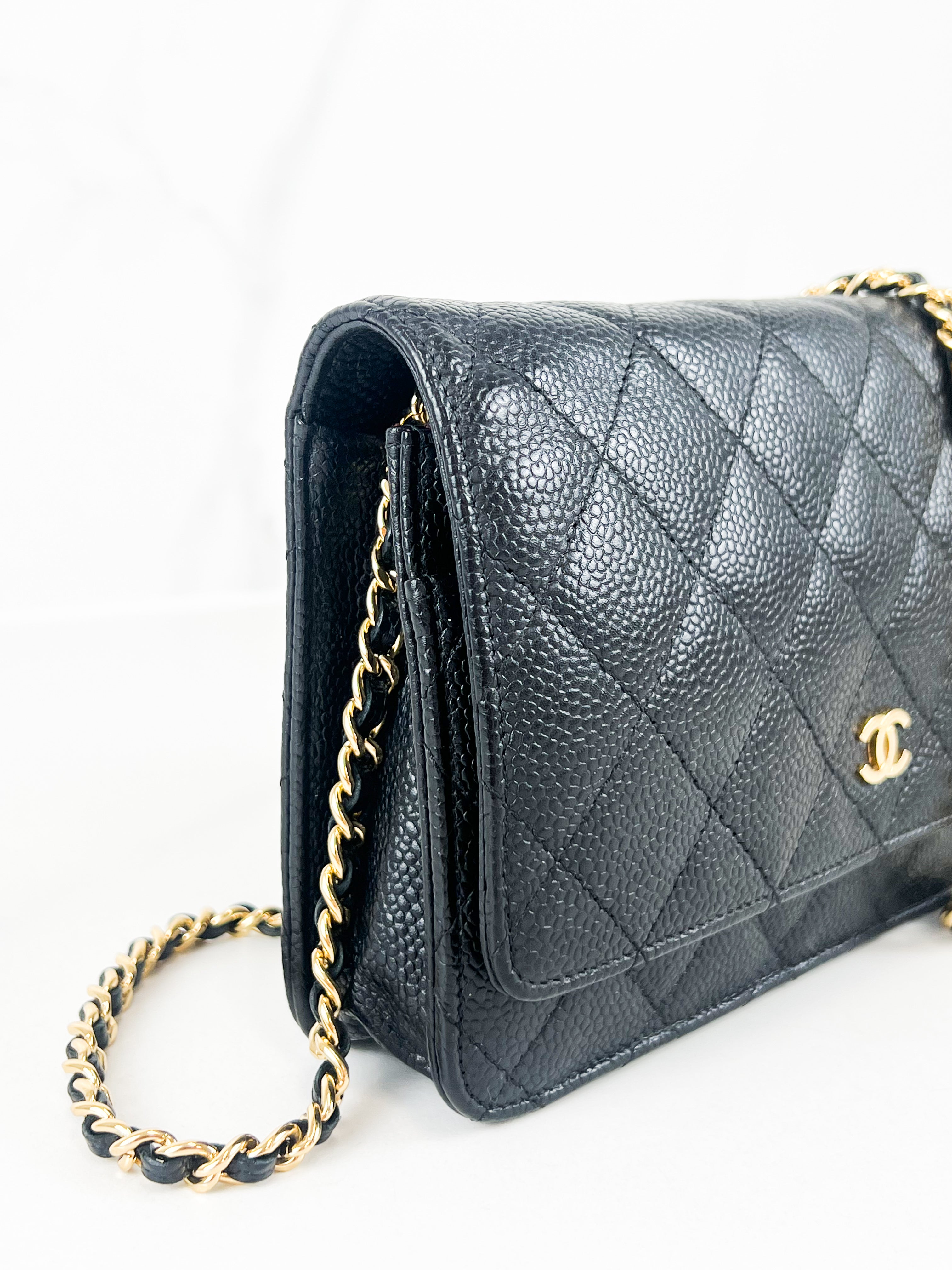 Chanel Black Caviar CC Classic Wallet On Chain GHW