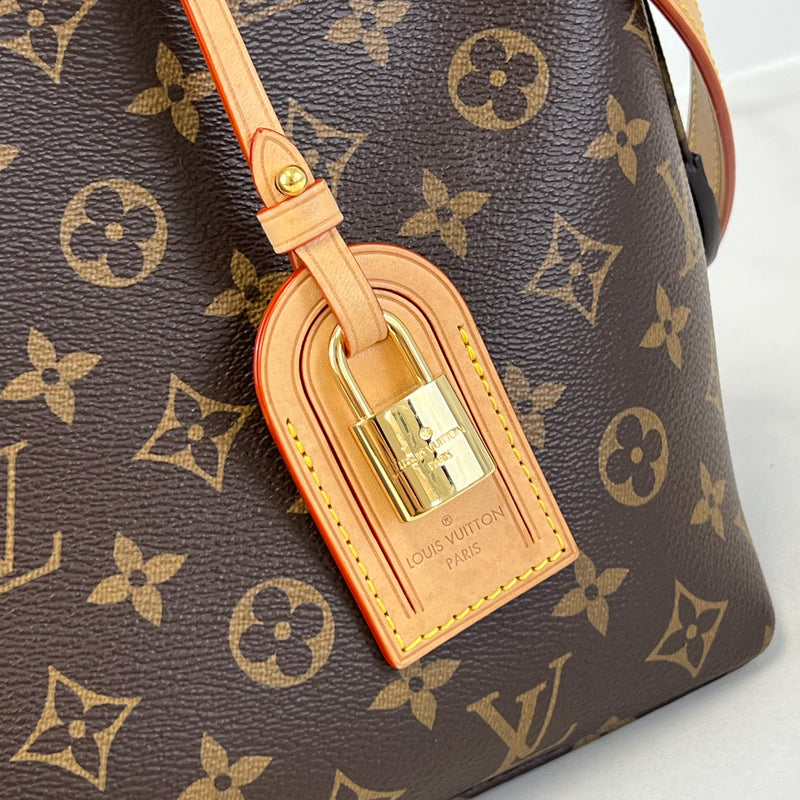 Louis Vuitton Monogram Canvas Petit Palais
