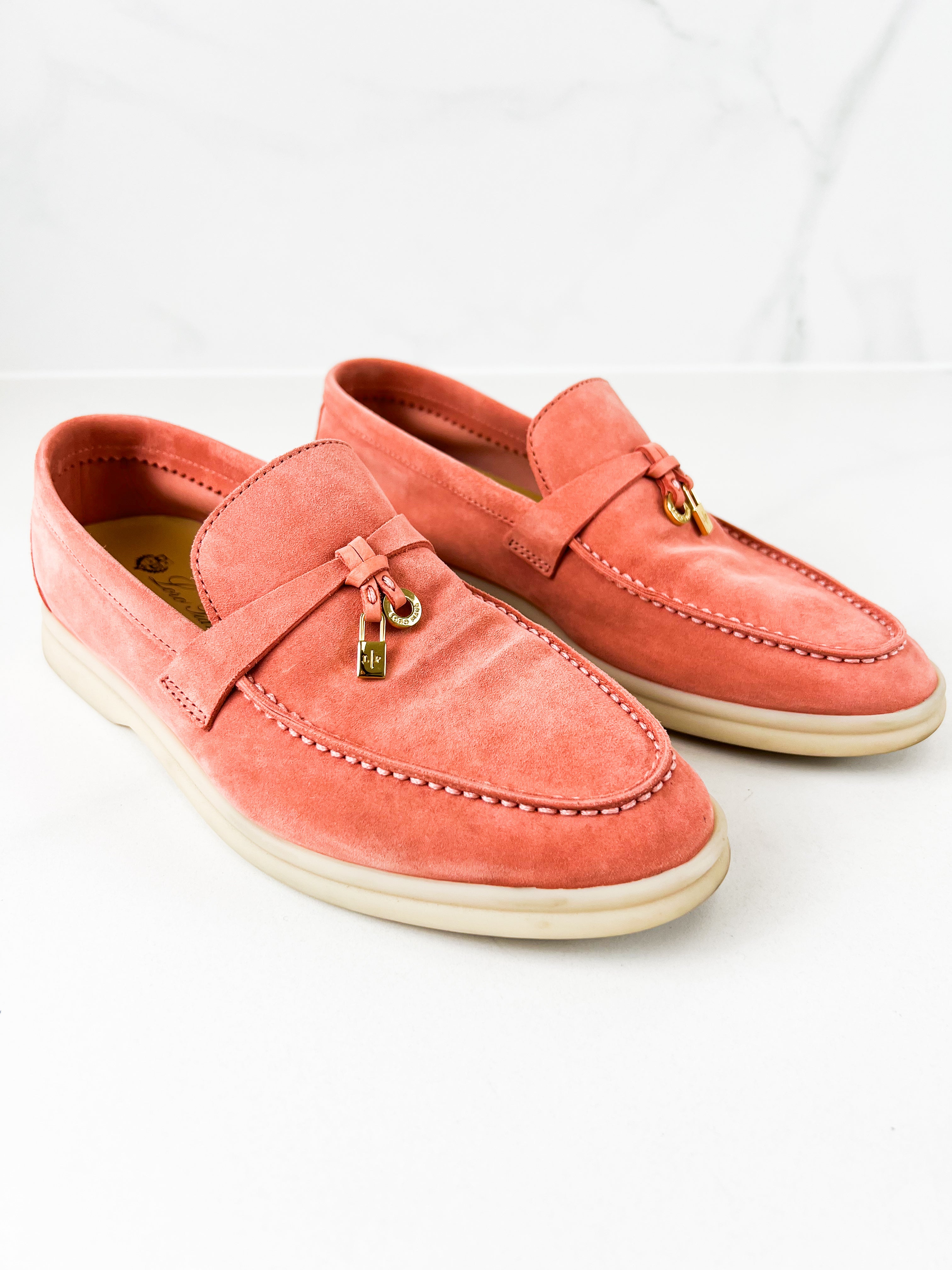 Loro Piana Summer Charms Walk 37 Coral Pink