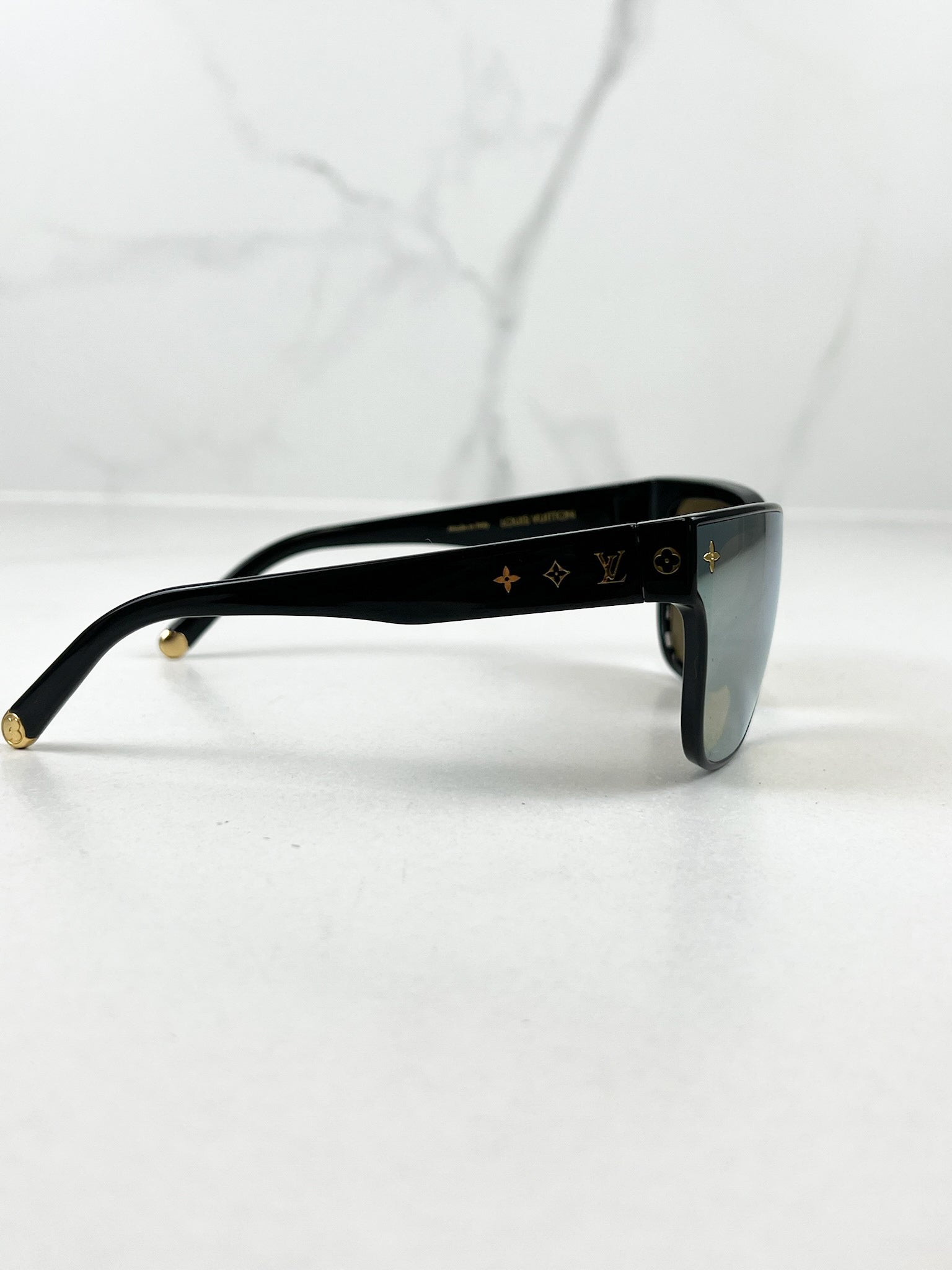 Louis Vuitton Reflective LV Shadow Square Sunglasses