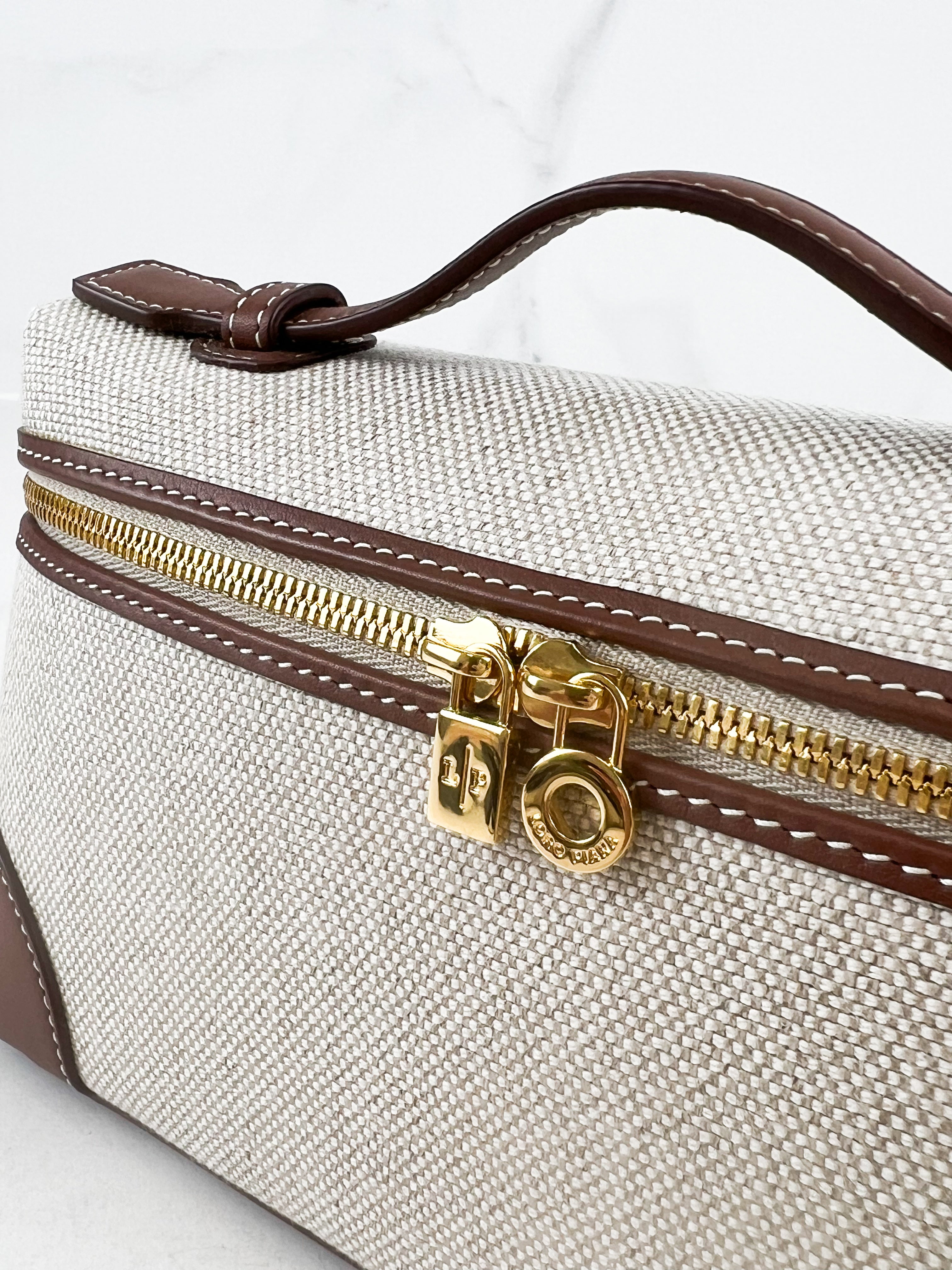 Loro Piana Extra Pocket L19 Beige Canvas