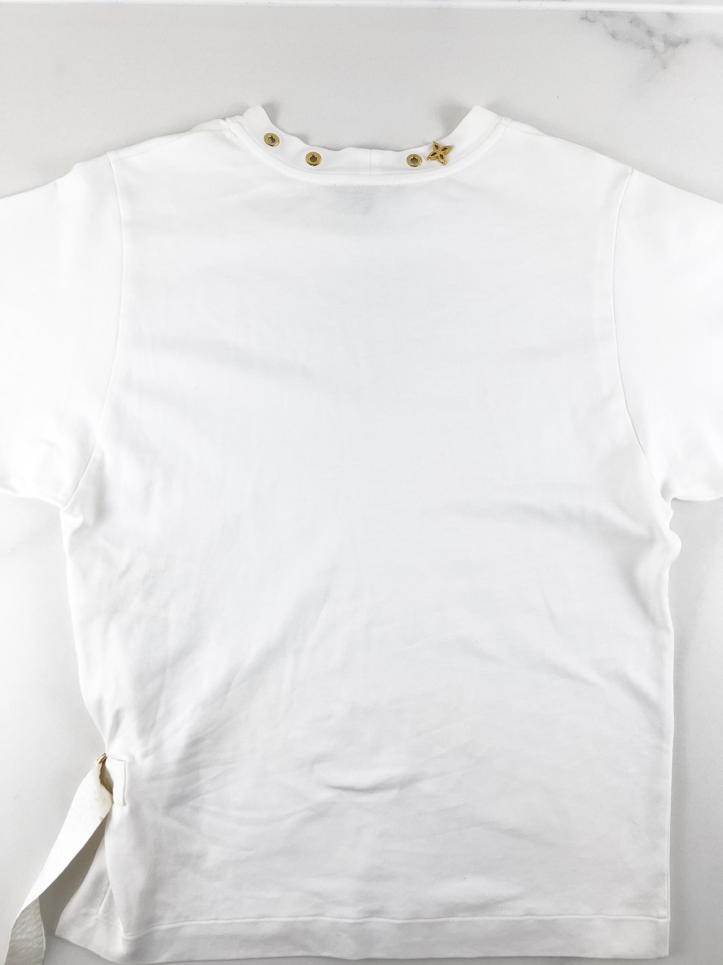 Louis Vuitton Women's T-Shirt in White Size Medium