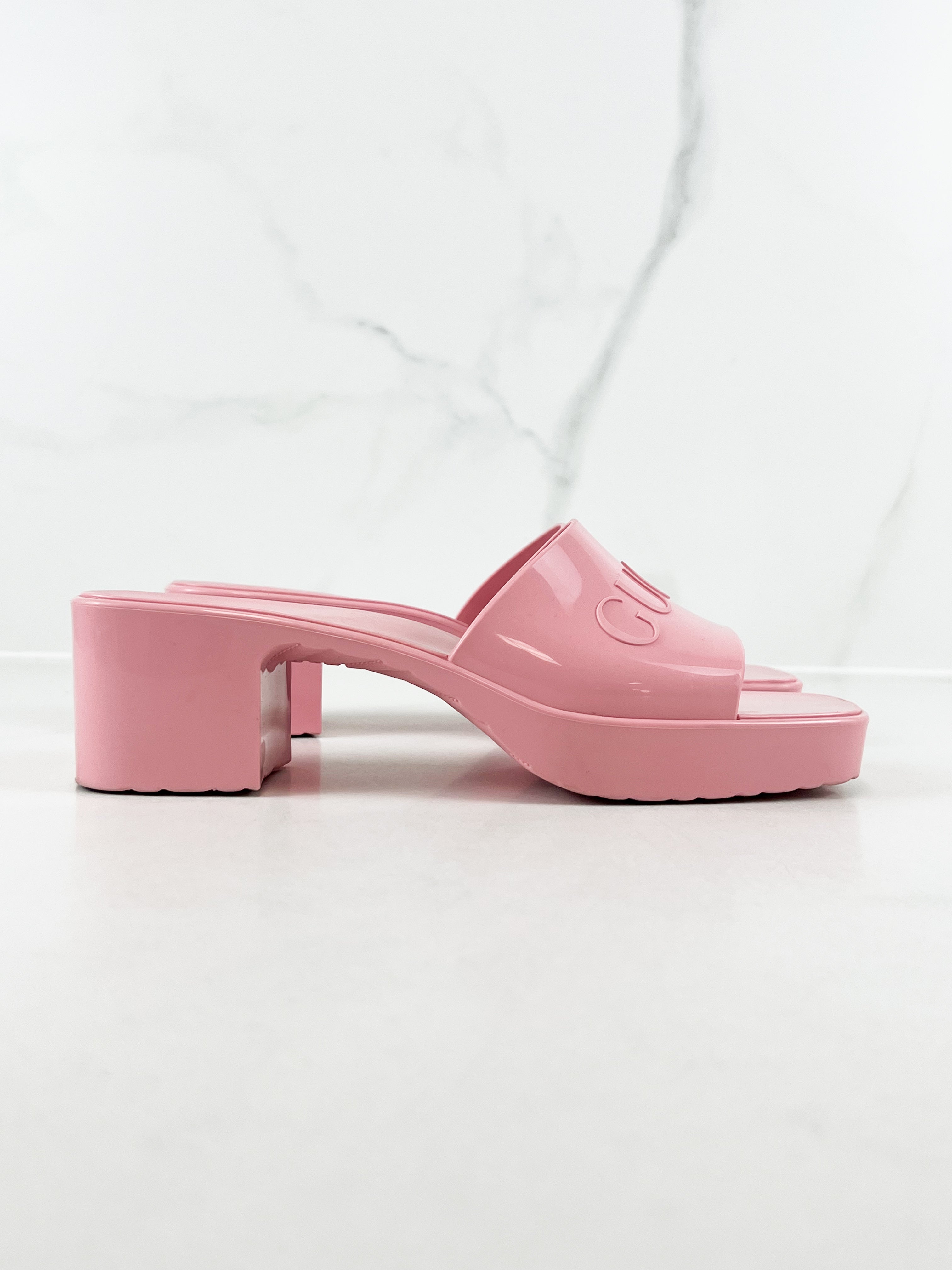 Gucci Block Heel Logo Rubber Sandal Size 38