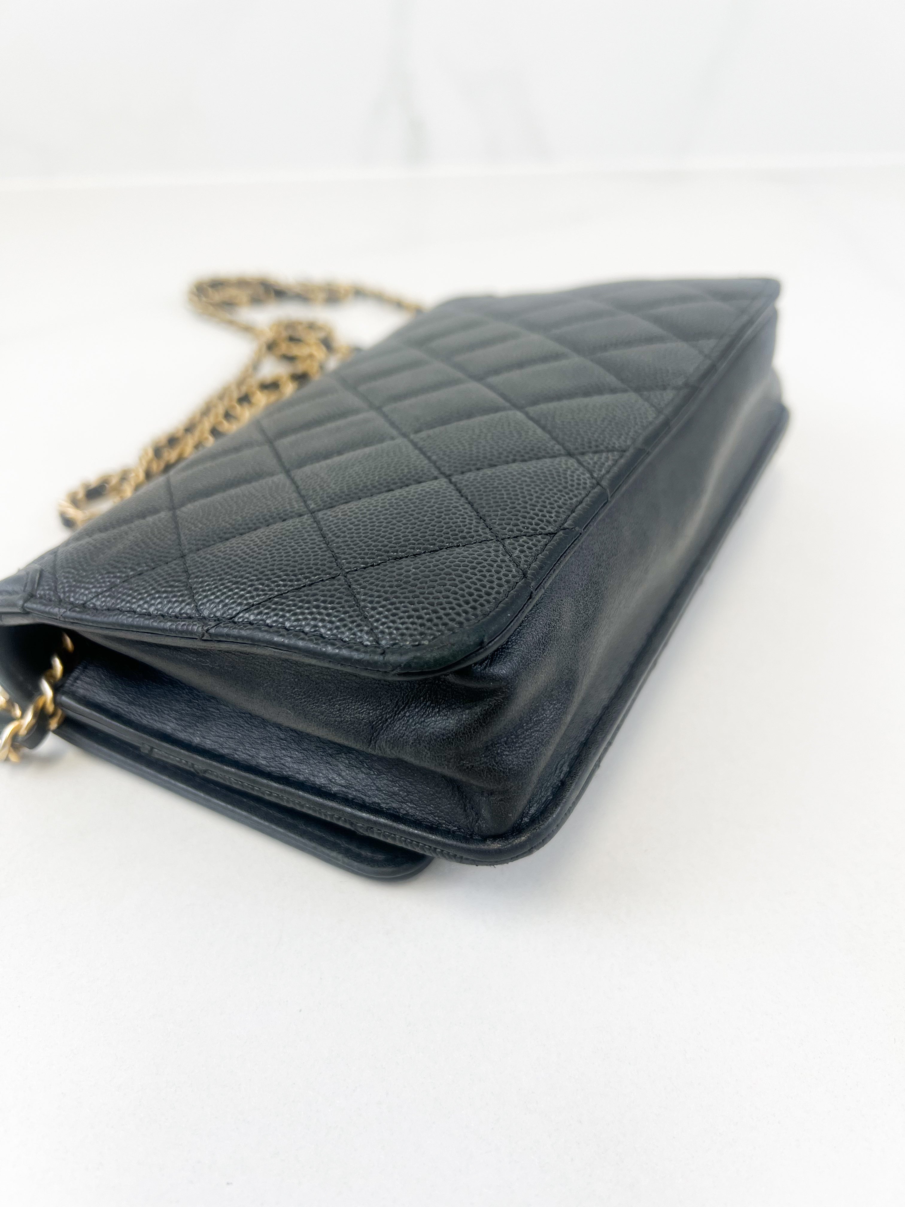 Chanel Black Filigree CC Wallet On Chain