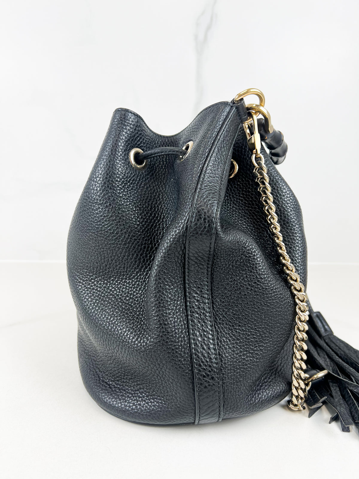 Gucci Miss Bamboo Bucket Bag in Black Grained Leather