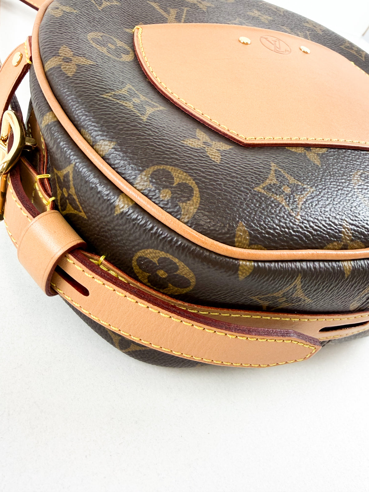 Louis Vuitton Boite Chapeau Souple MM
