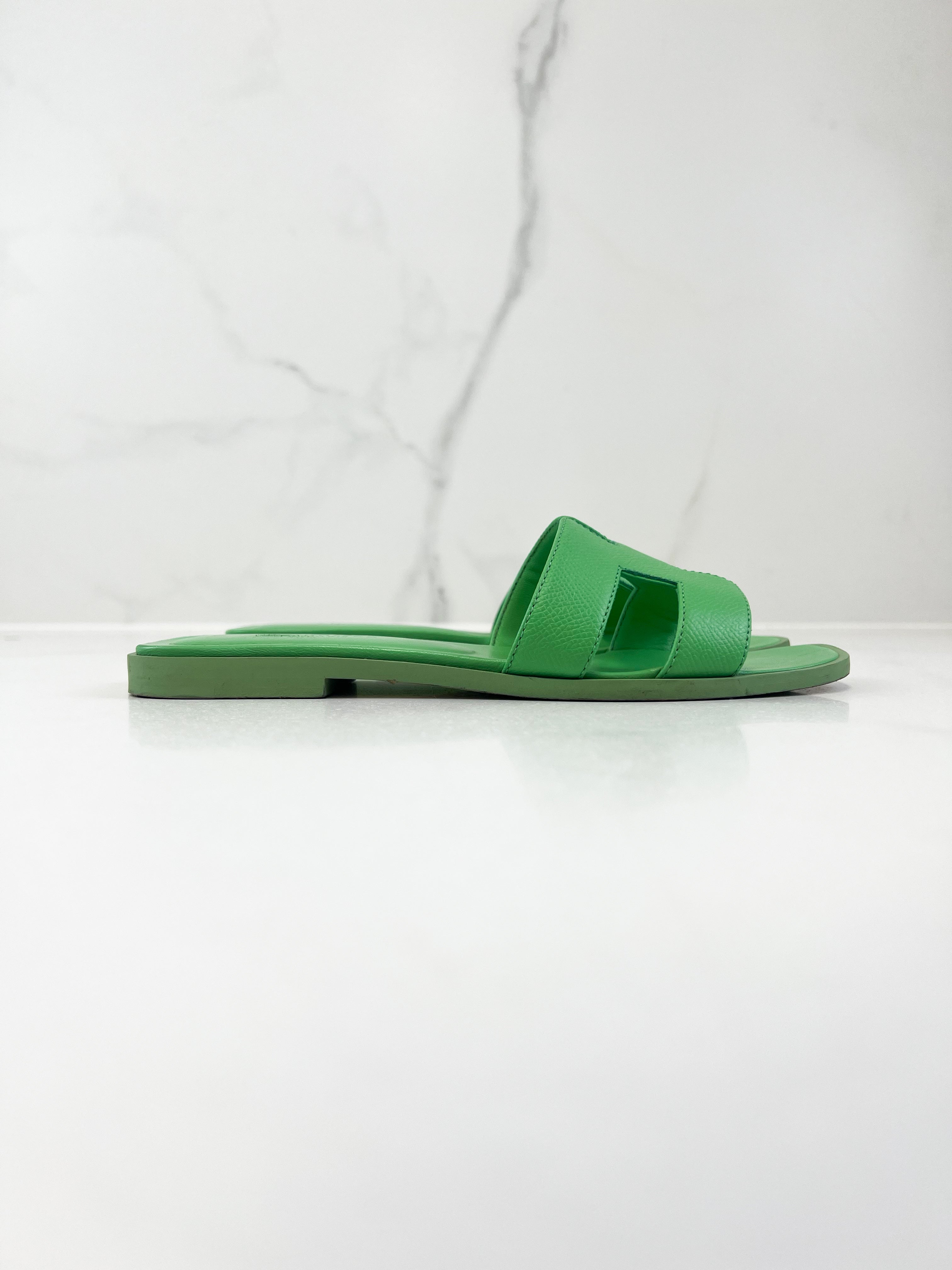 Hermes Oran Sandal in Green Size 36