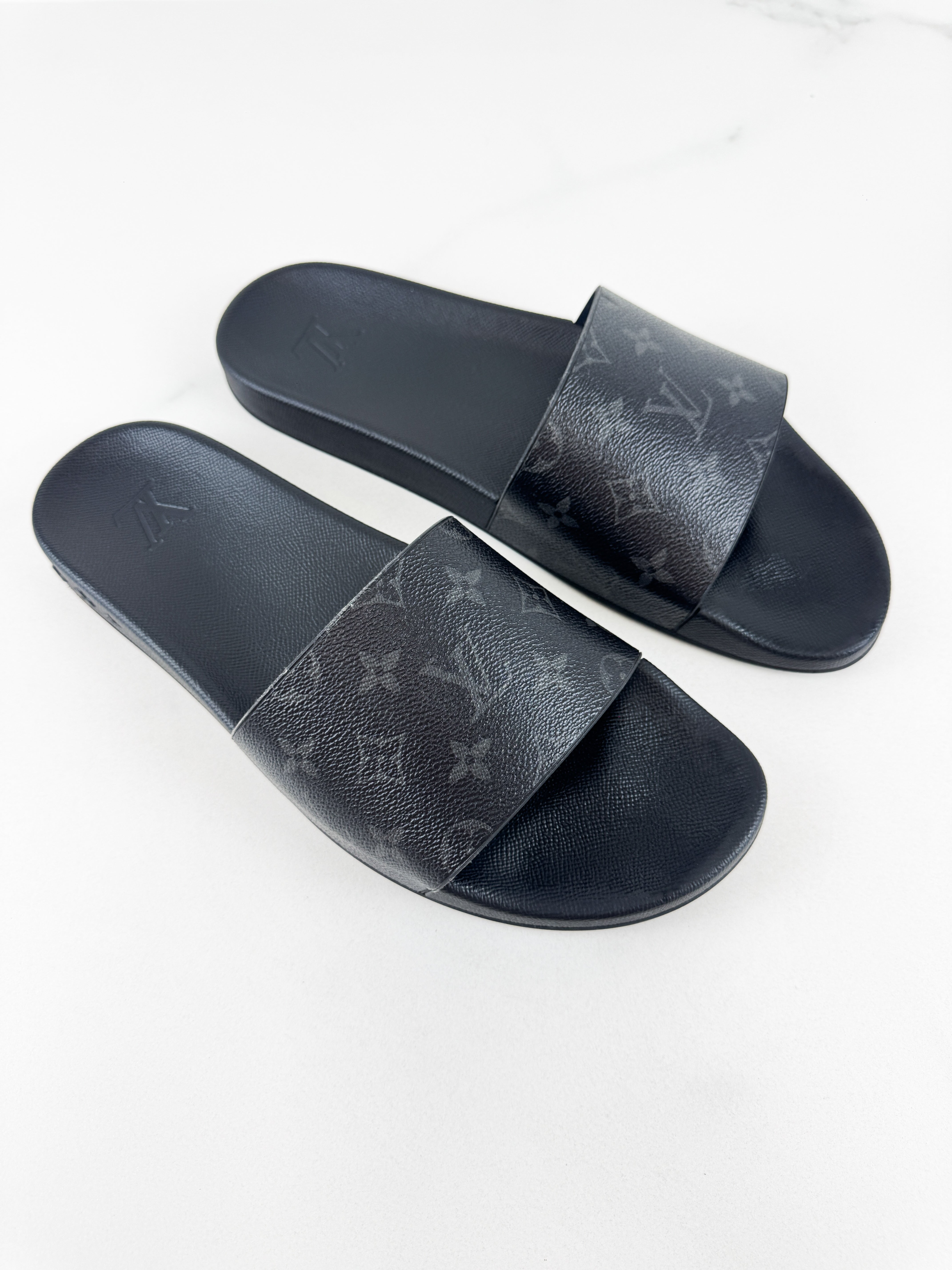 Louis Vuitton Men's Pool Slides Size 11