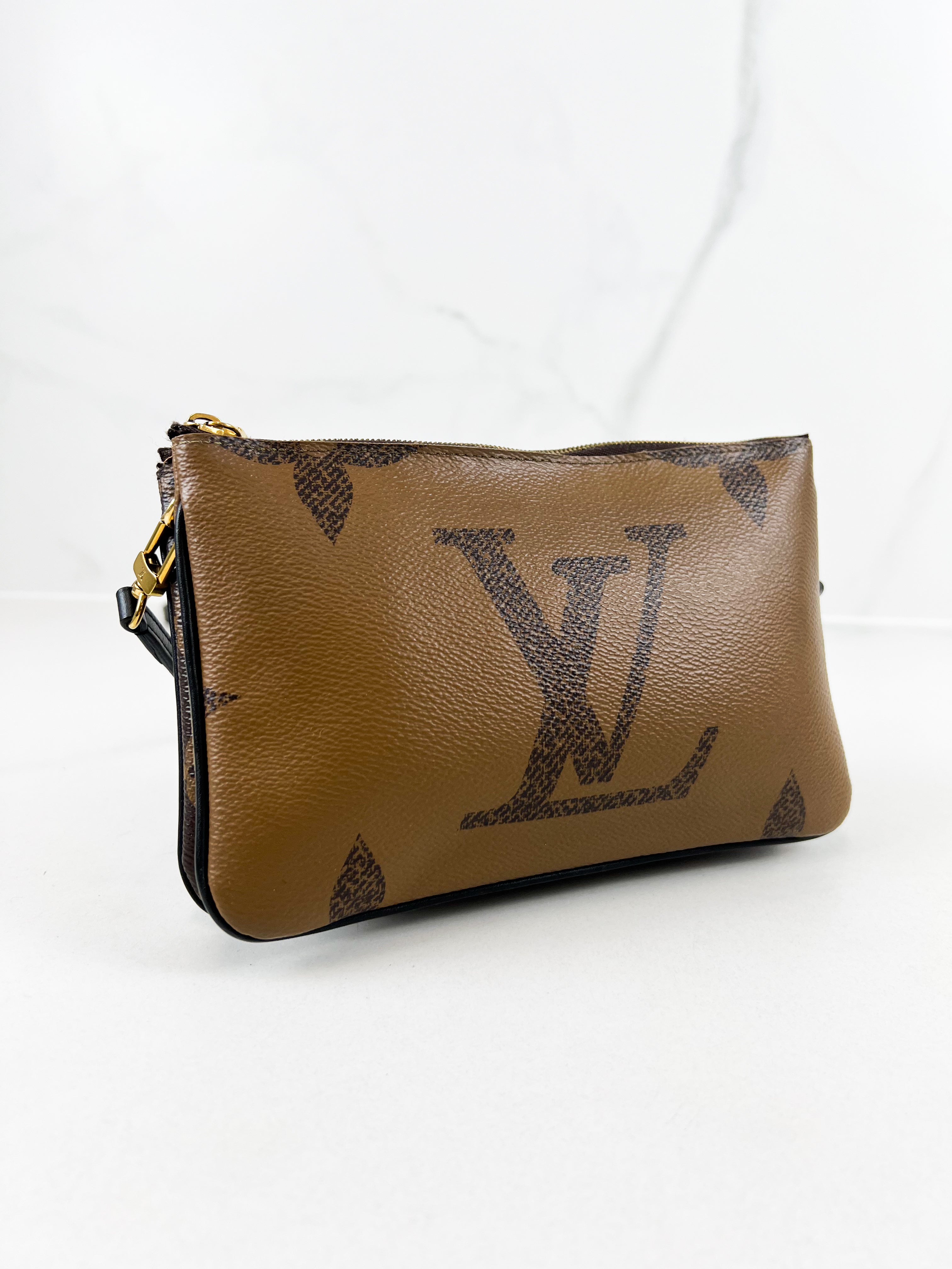 Louis Vuitton Double Zip Pochette