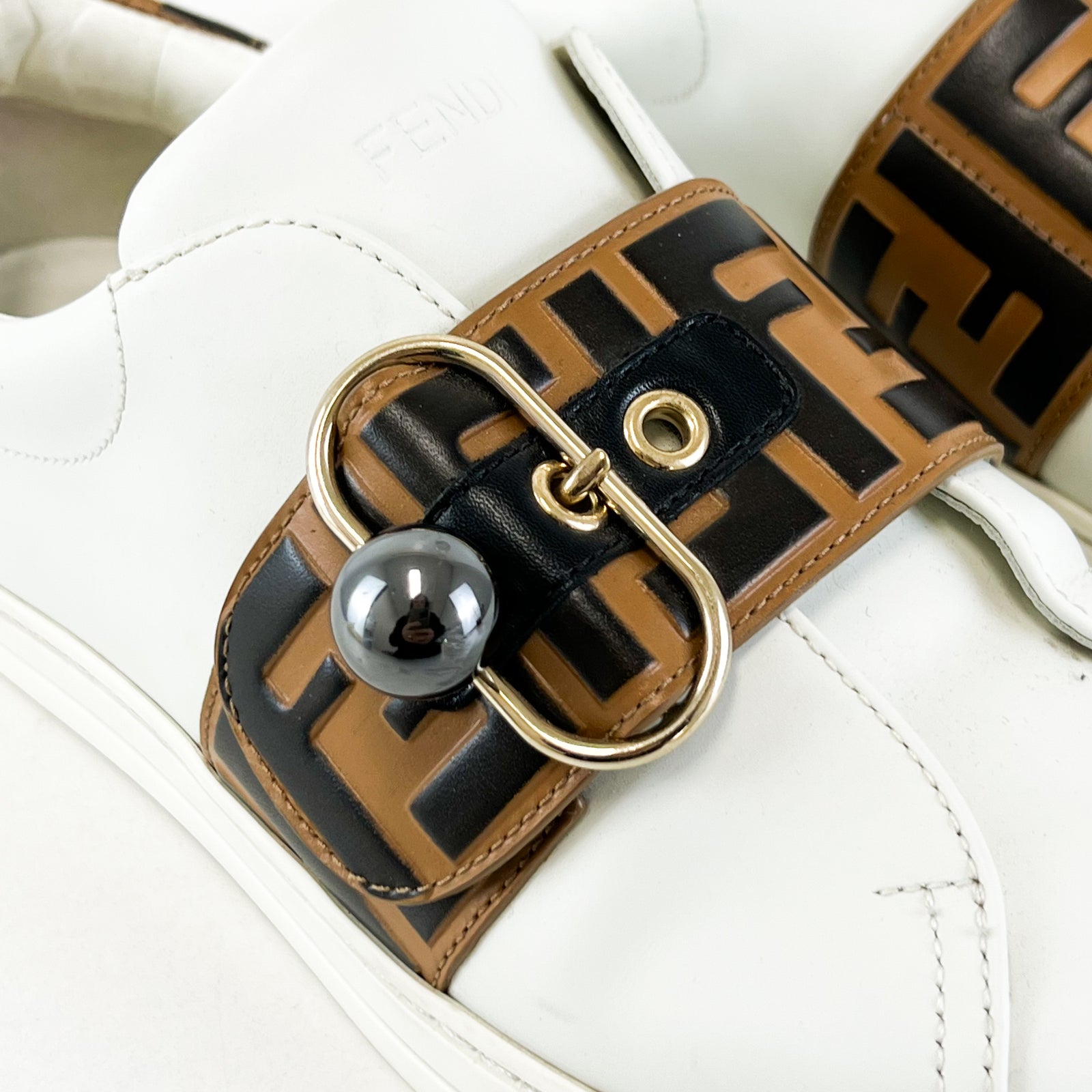 Fendi pearland leather sneakers with ff strap outlet