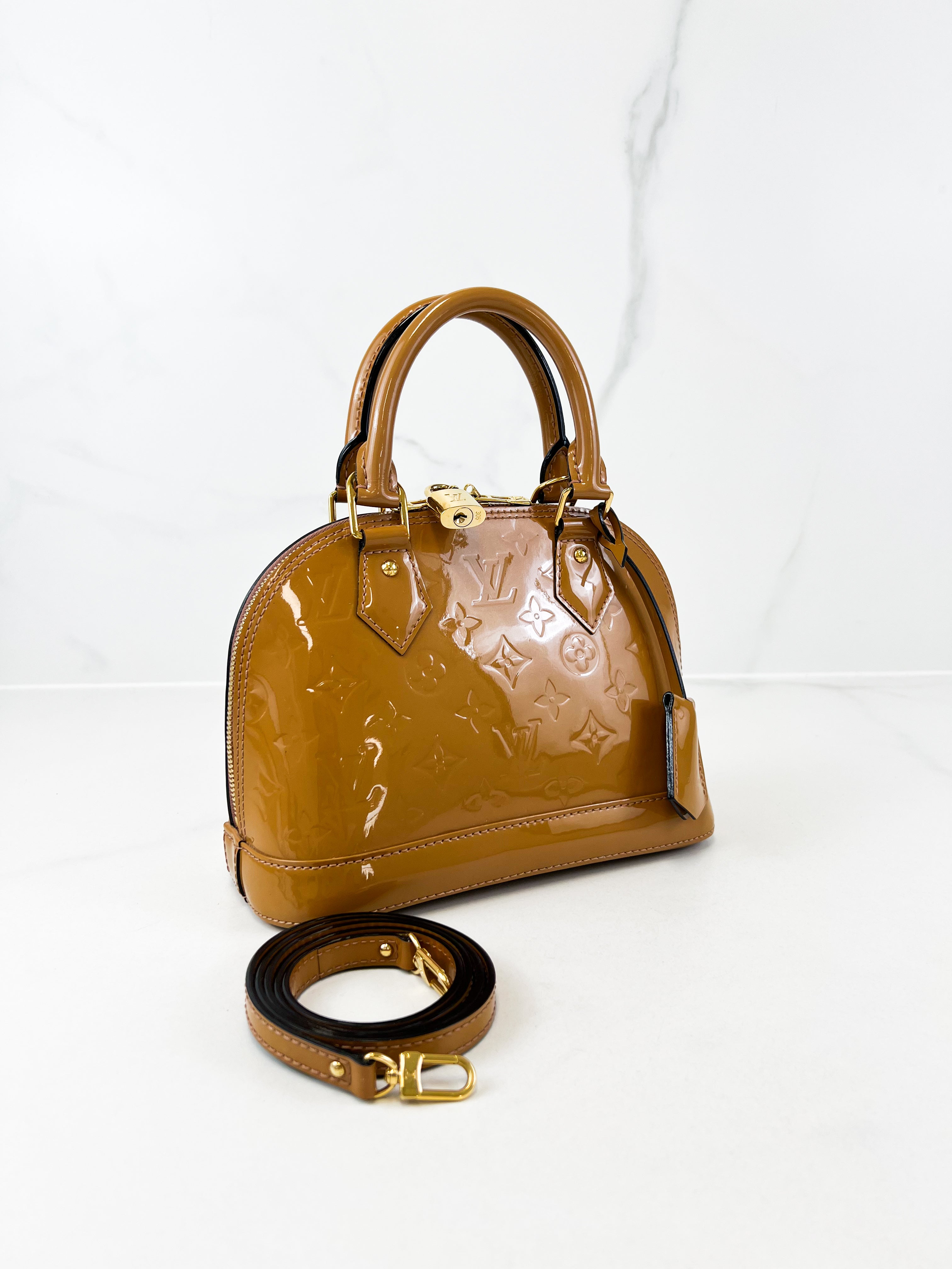 Louis Vuitton Alma BB in Vernis Leather