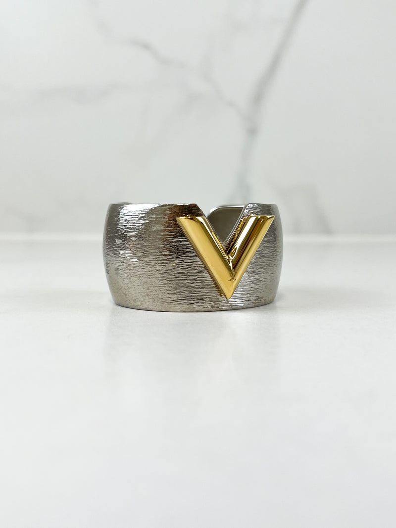 Louis Vuitton Essential V Colorama Cuff Set
