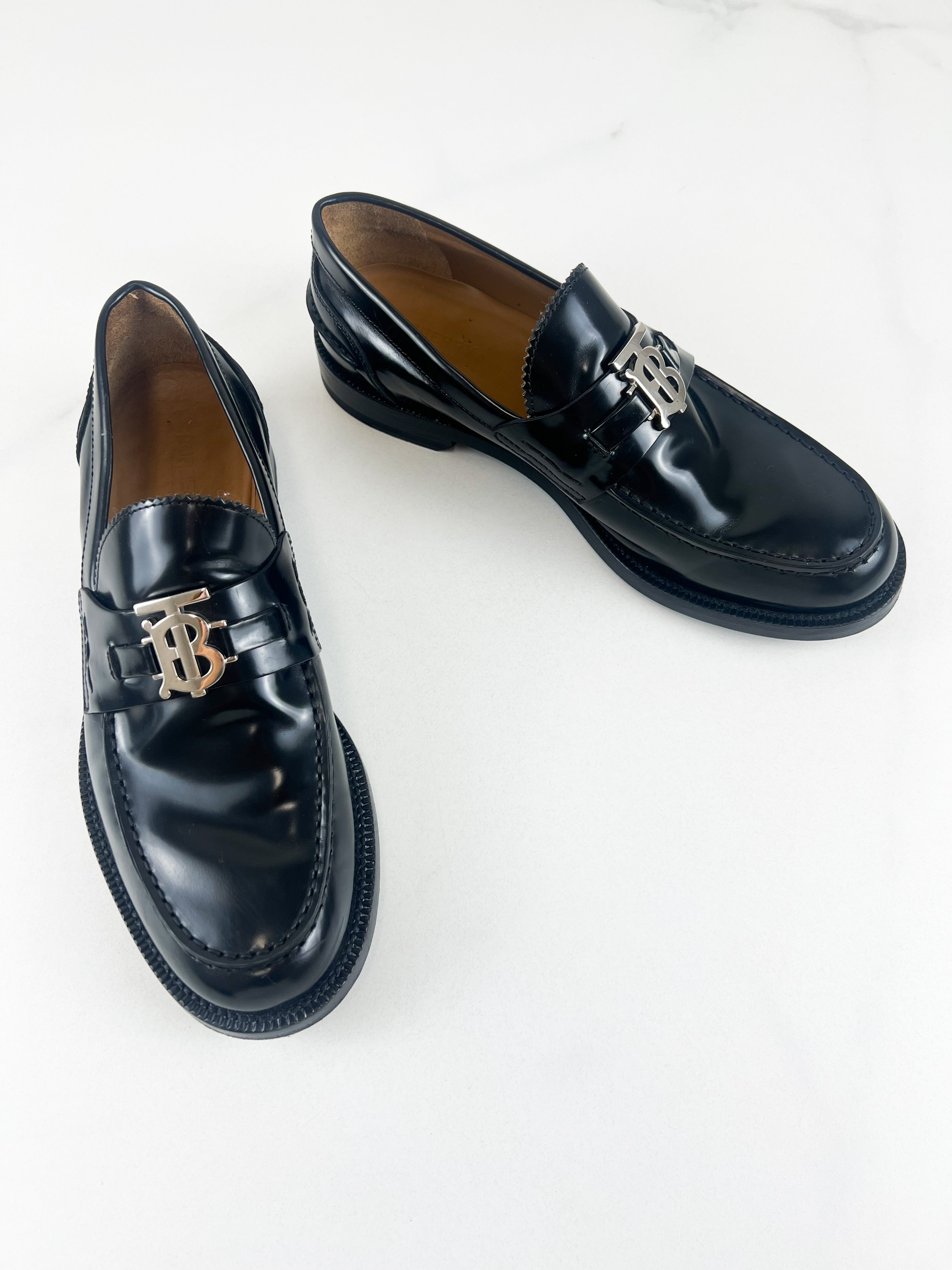 Burberry Men’s Loafer Size 40