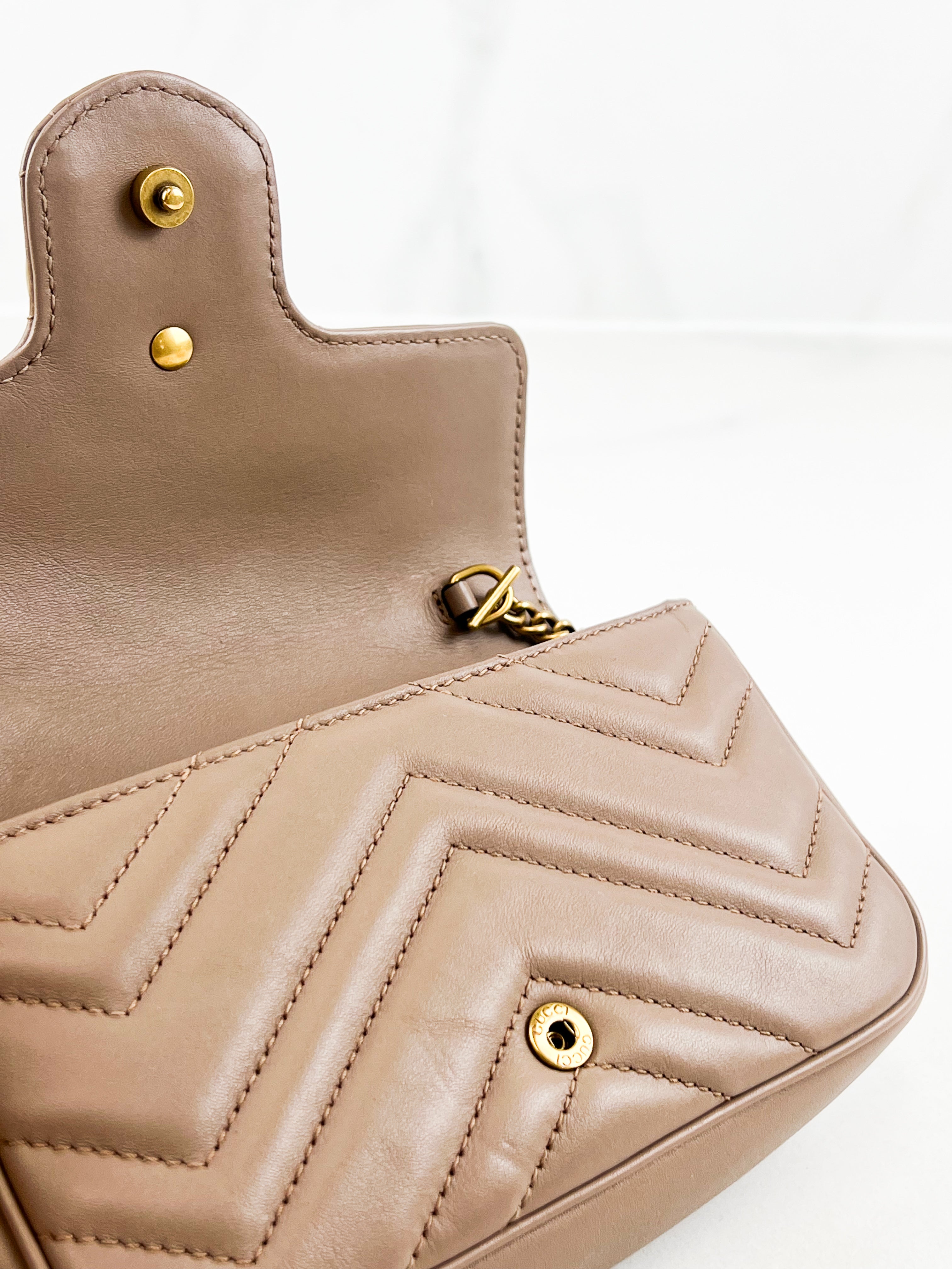 Gucci GG Marmont Matelasse Super Mini Bag