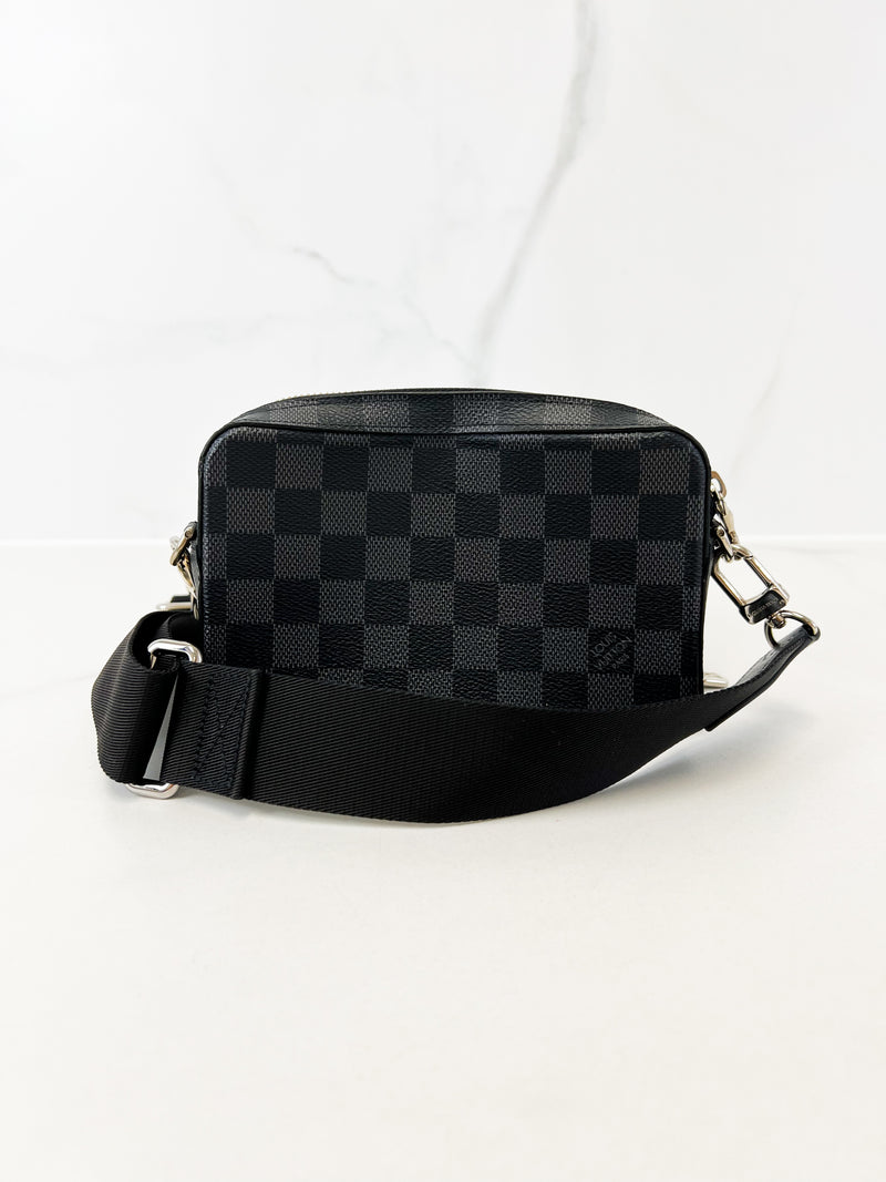 Louis Vuitton Damier Graphite Alpha Wearable Bag