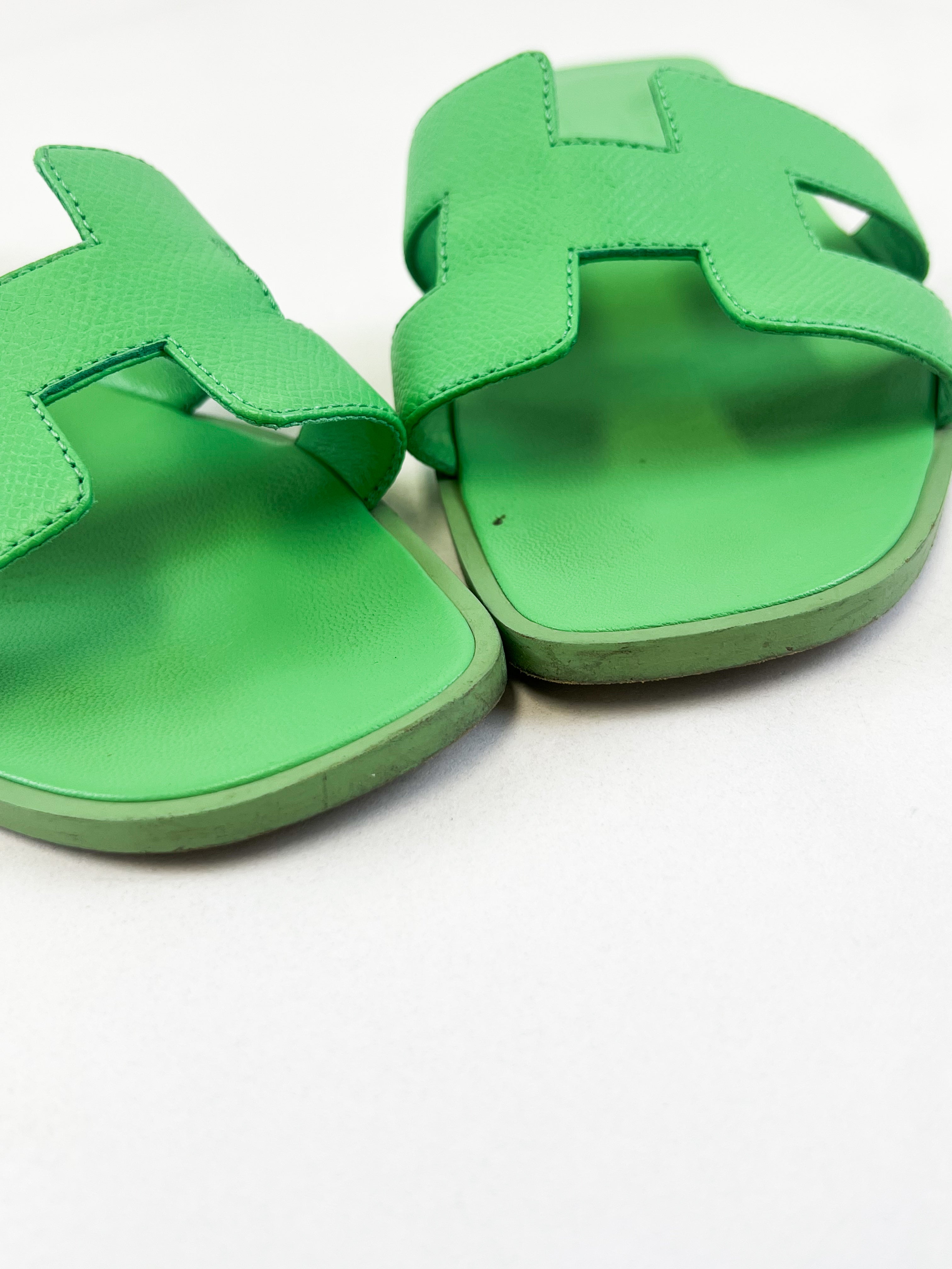 Hermes Oran Sandal in Green Size 36