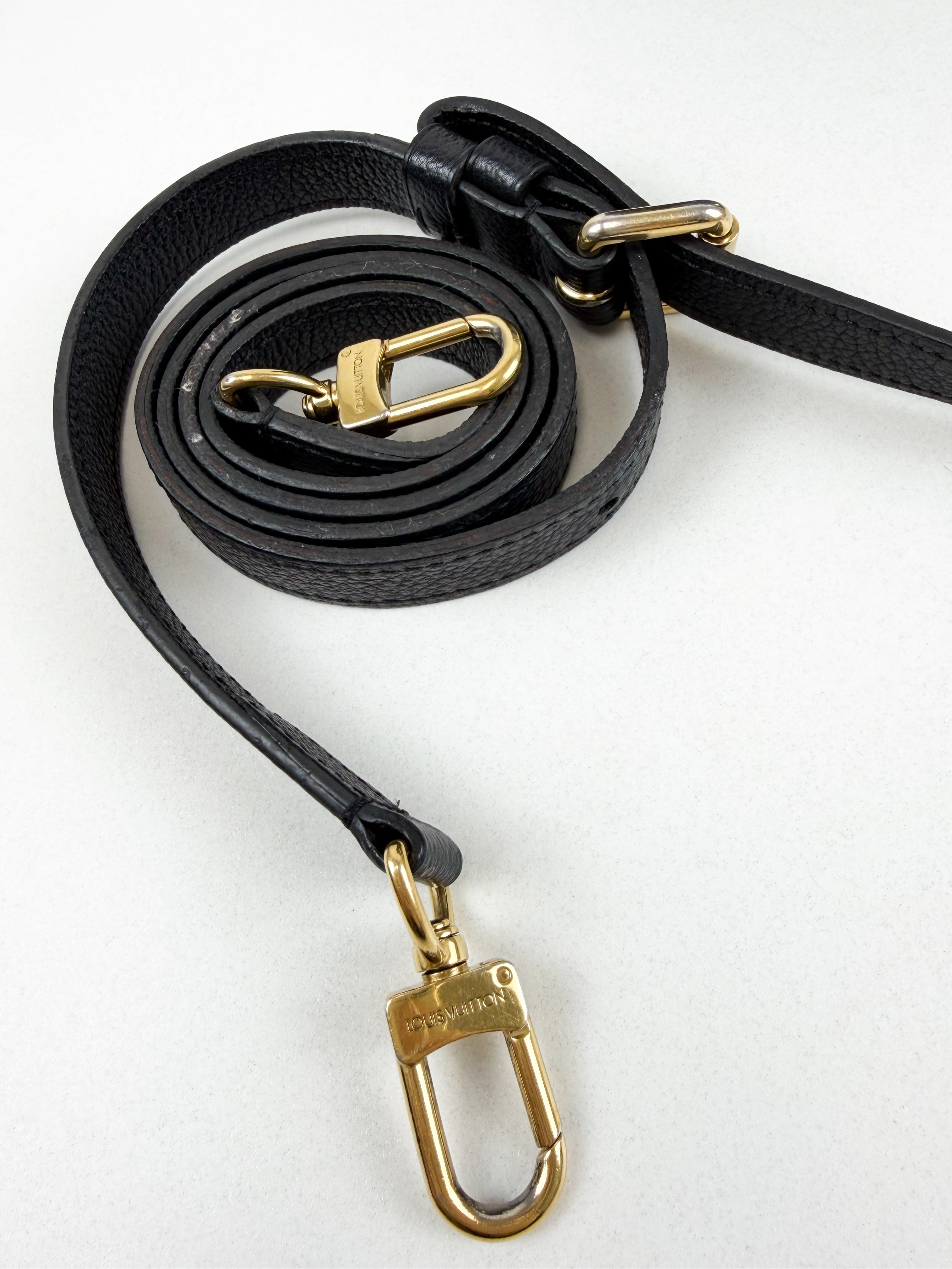 Louis Vuitton Empreinte Black Pochette Metis