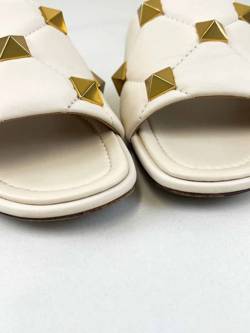 Valentino Roman Stud Nappa Leather Slippers Size 41