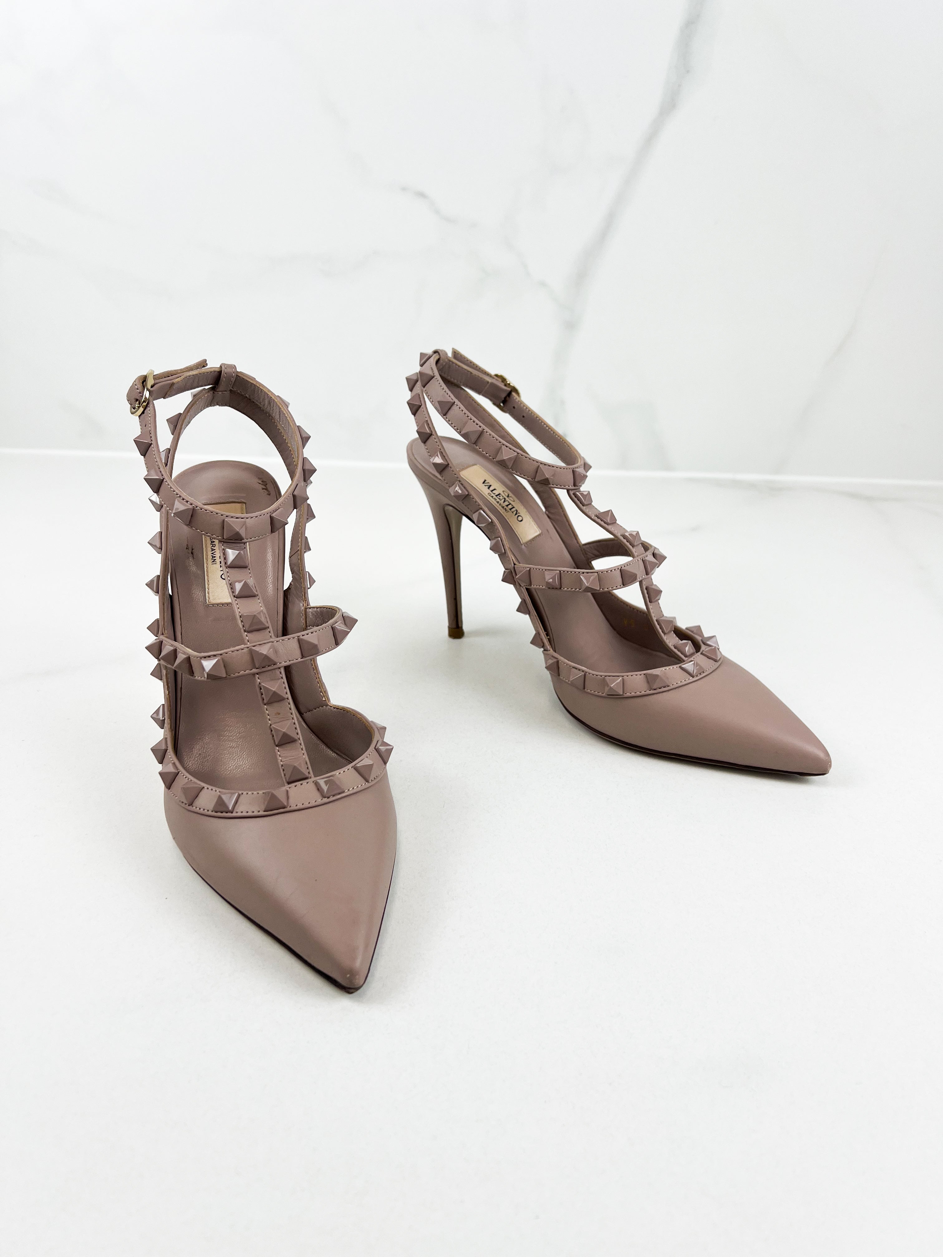 Valentino Garavani Rockstud Caged Pump Size 38