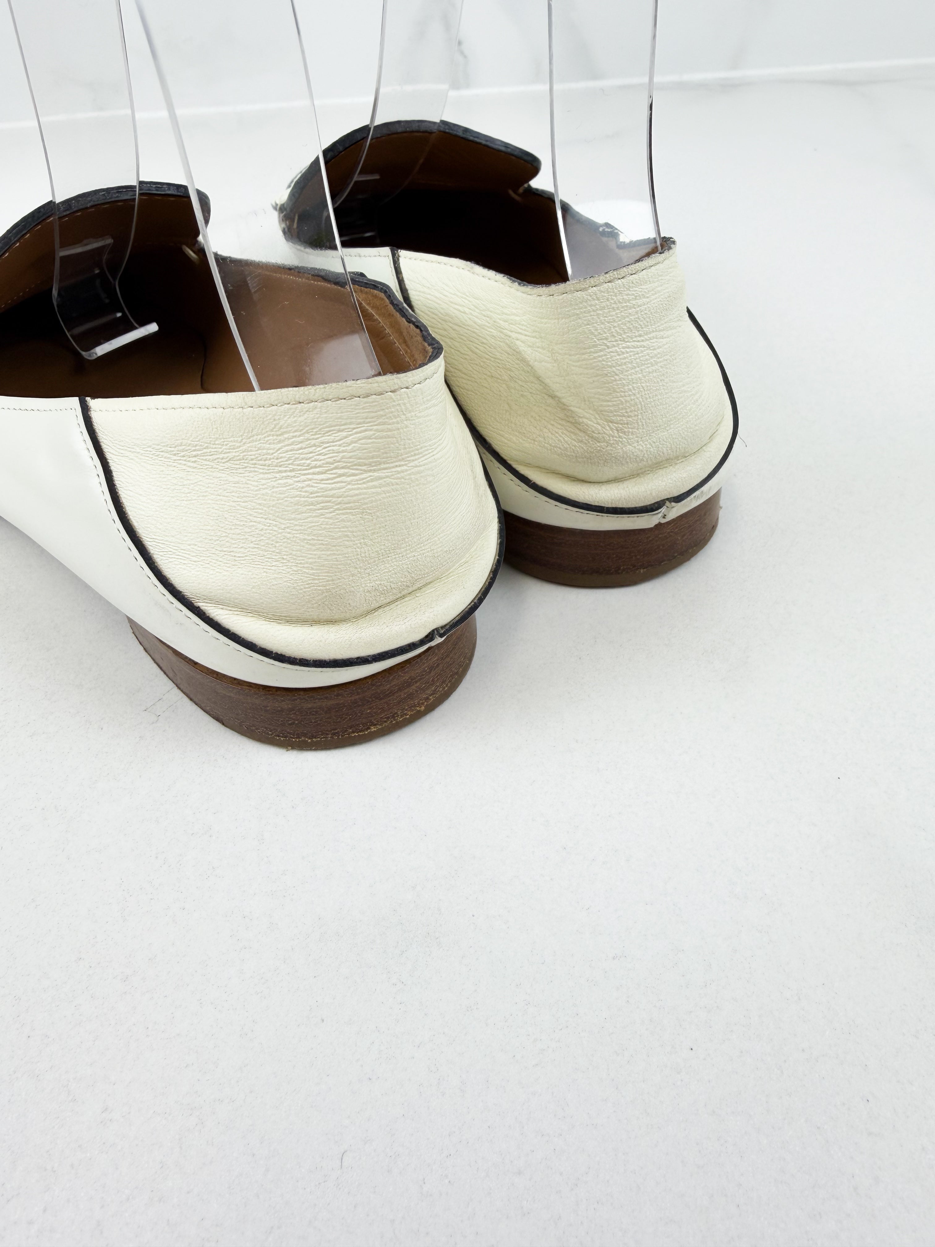 Chloe White Leather Loafers Size 38