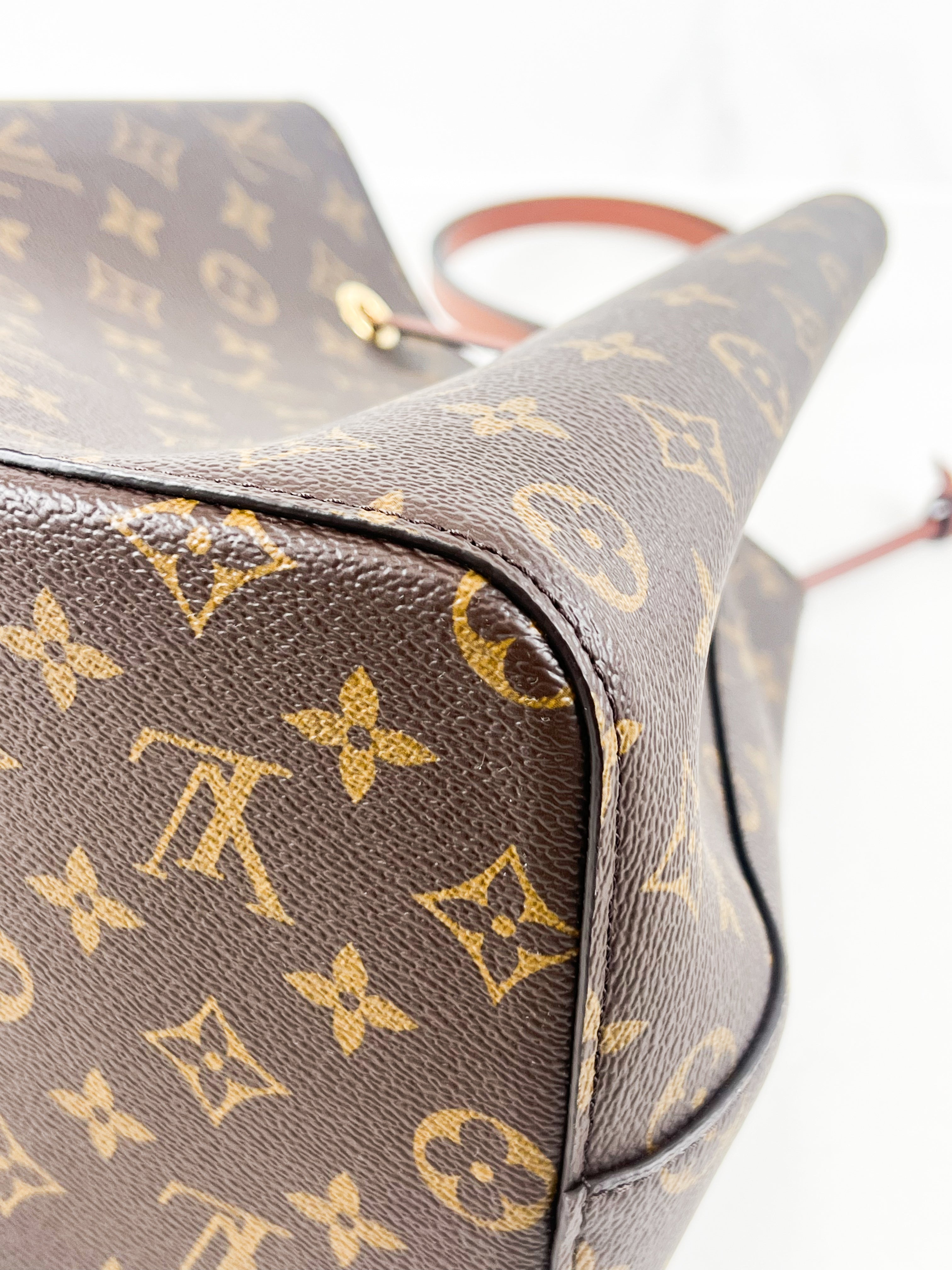 Louis Vuitton Neo Noe Monogram