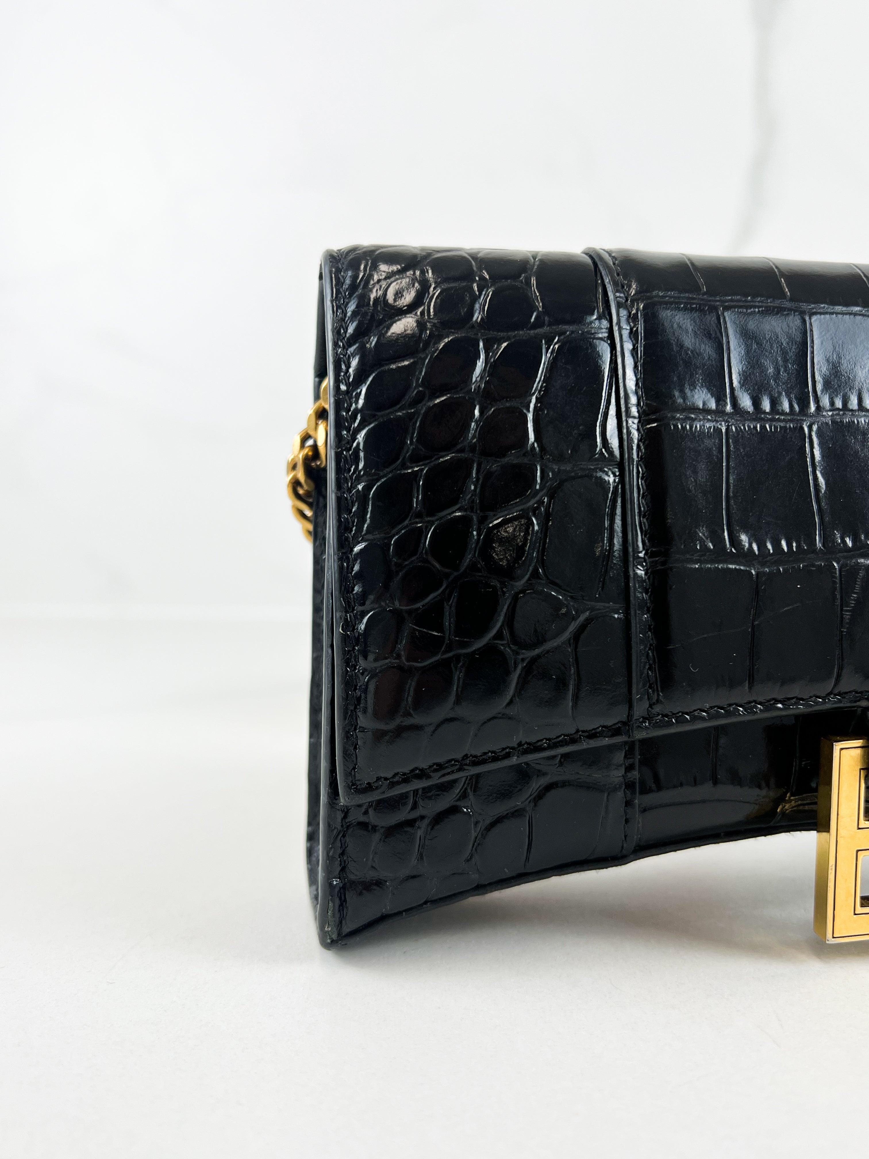 Balenciaga Hourglass Wallet on Chain In Black