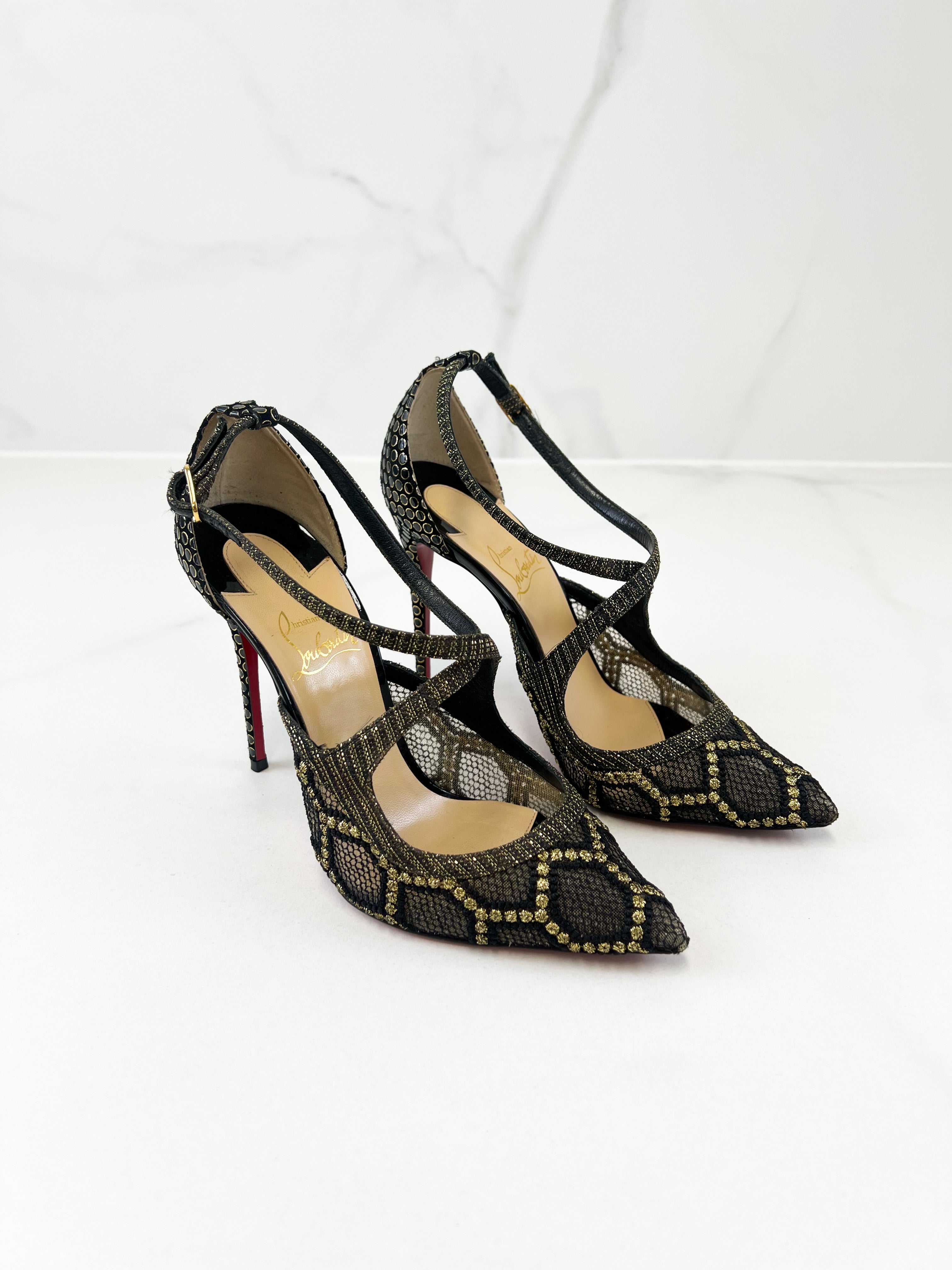 Christian Louboutin Black Lace Twistissima Pump Size 37