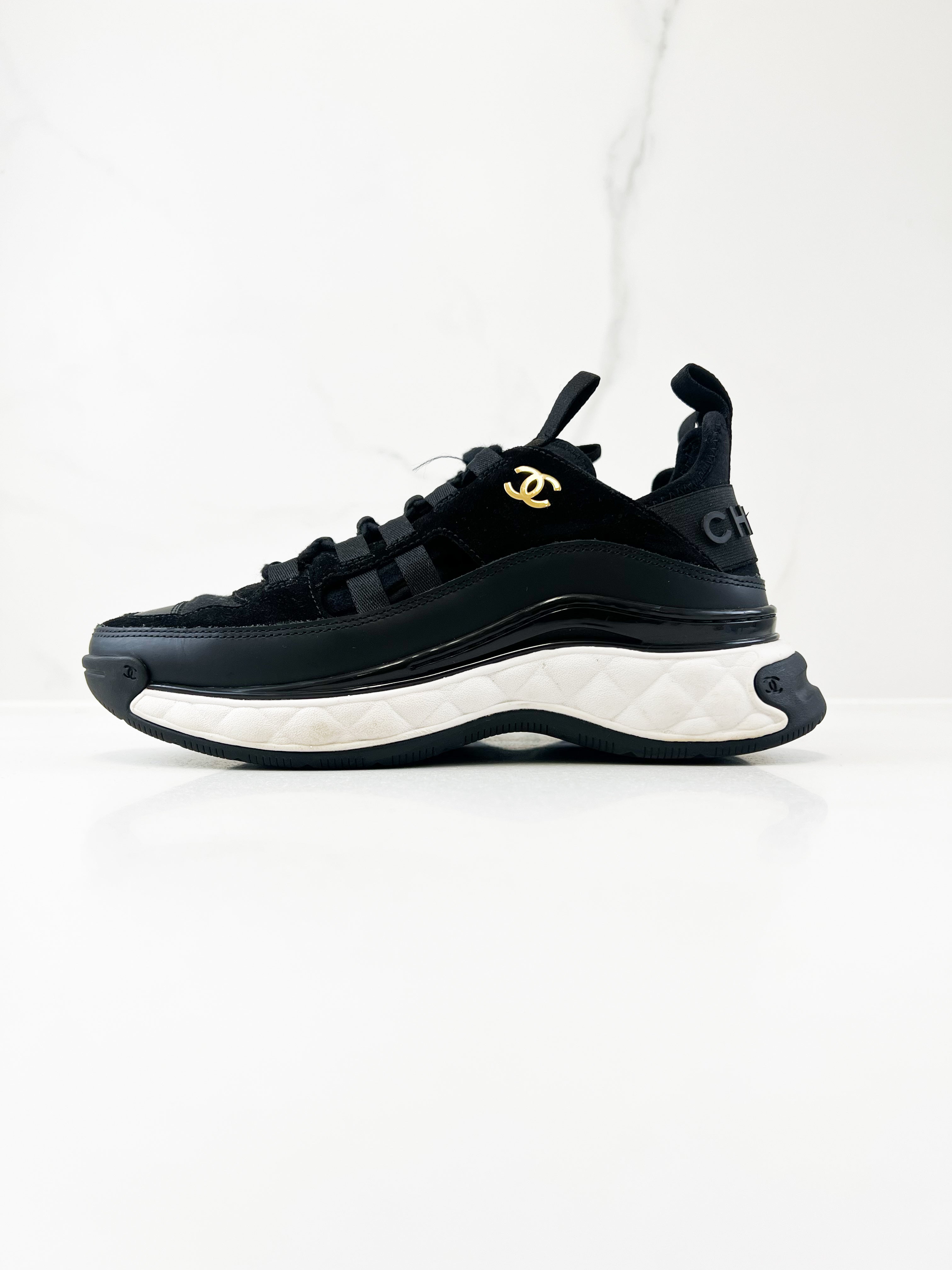 Chanel Black CC Logo Leather Sneaker Size 36