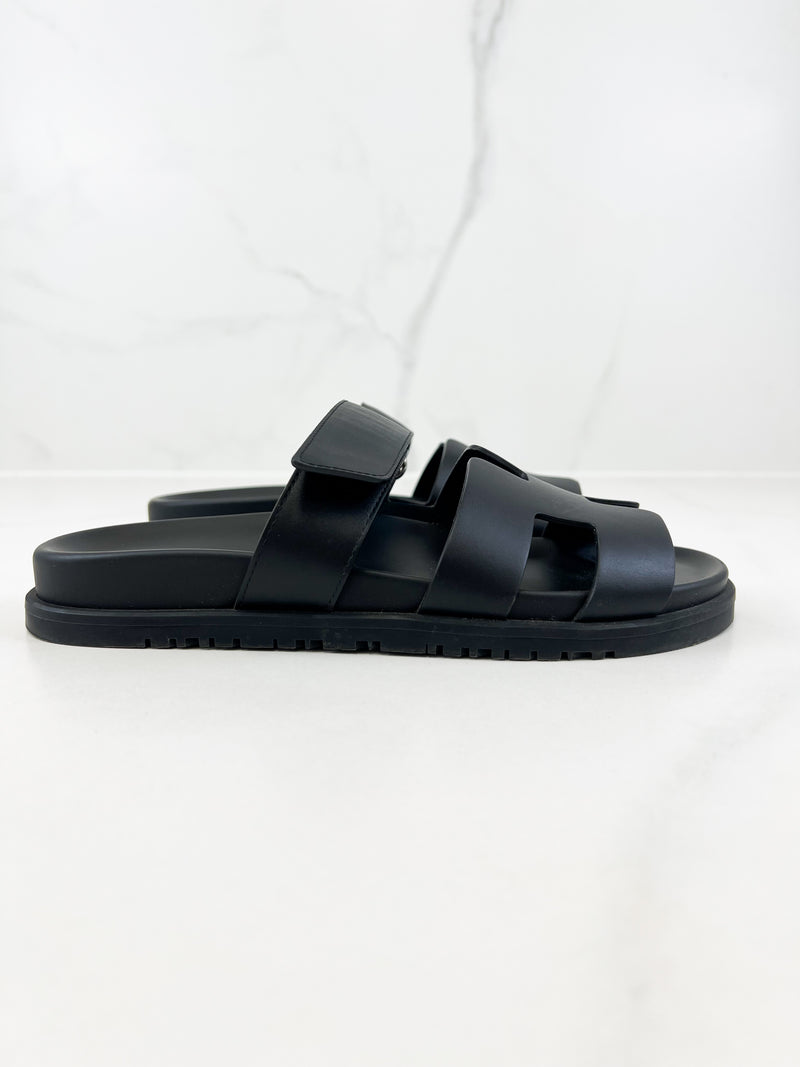 Hermes Chypre Sandals Noir Size 38.5