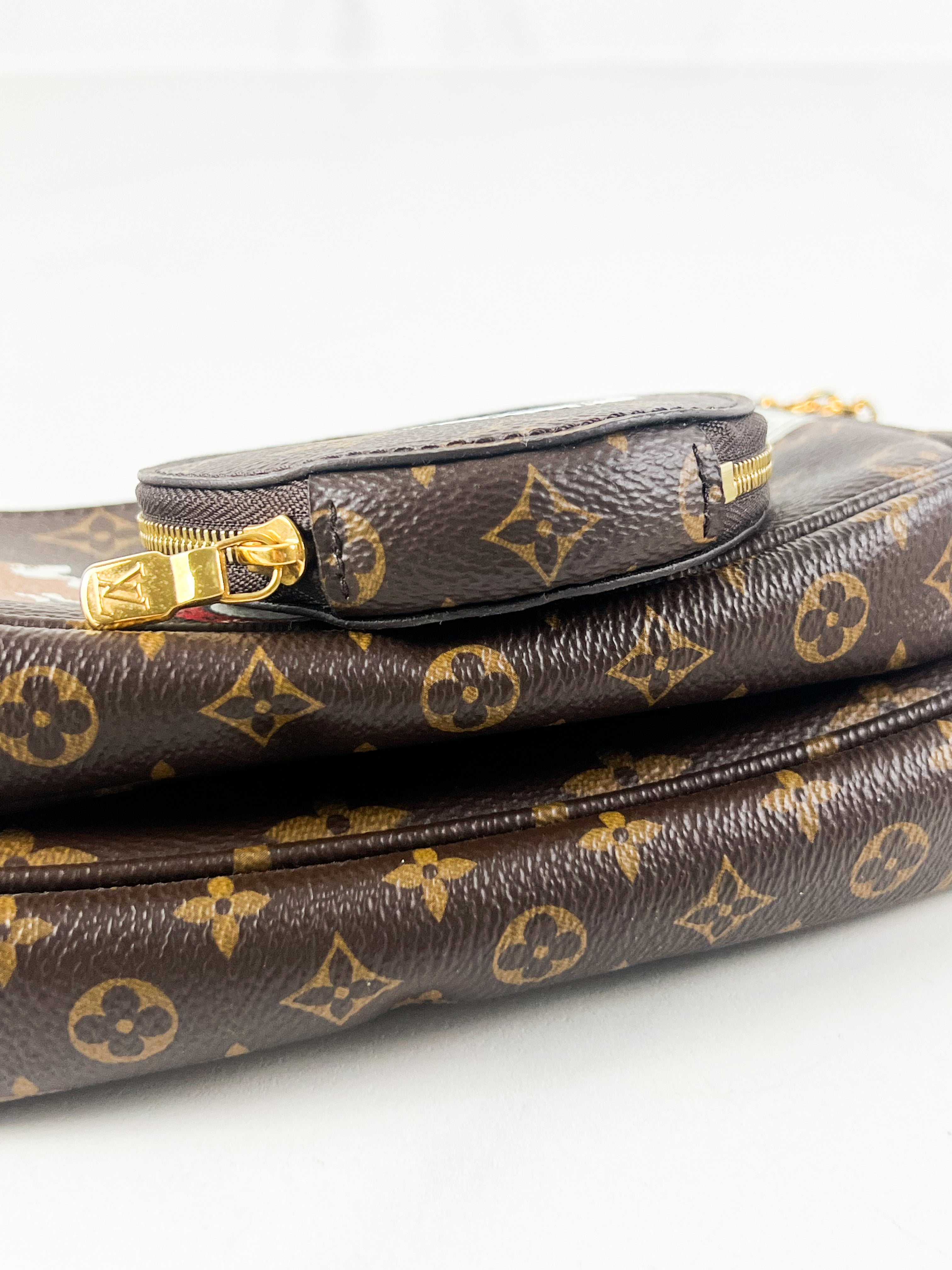Louis Vuitton Multi Pochette Accessories in Khaki