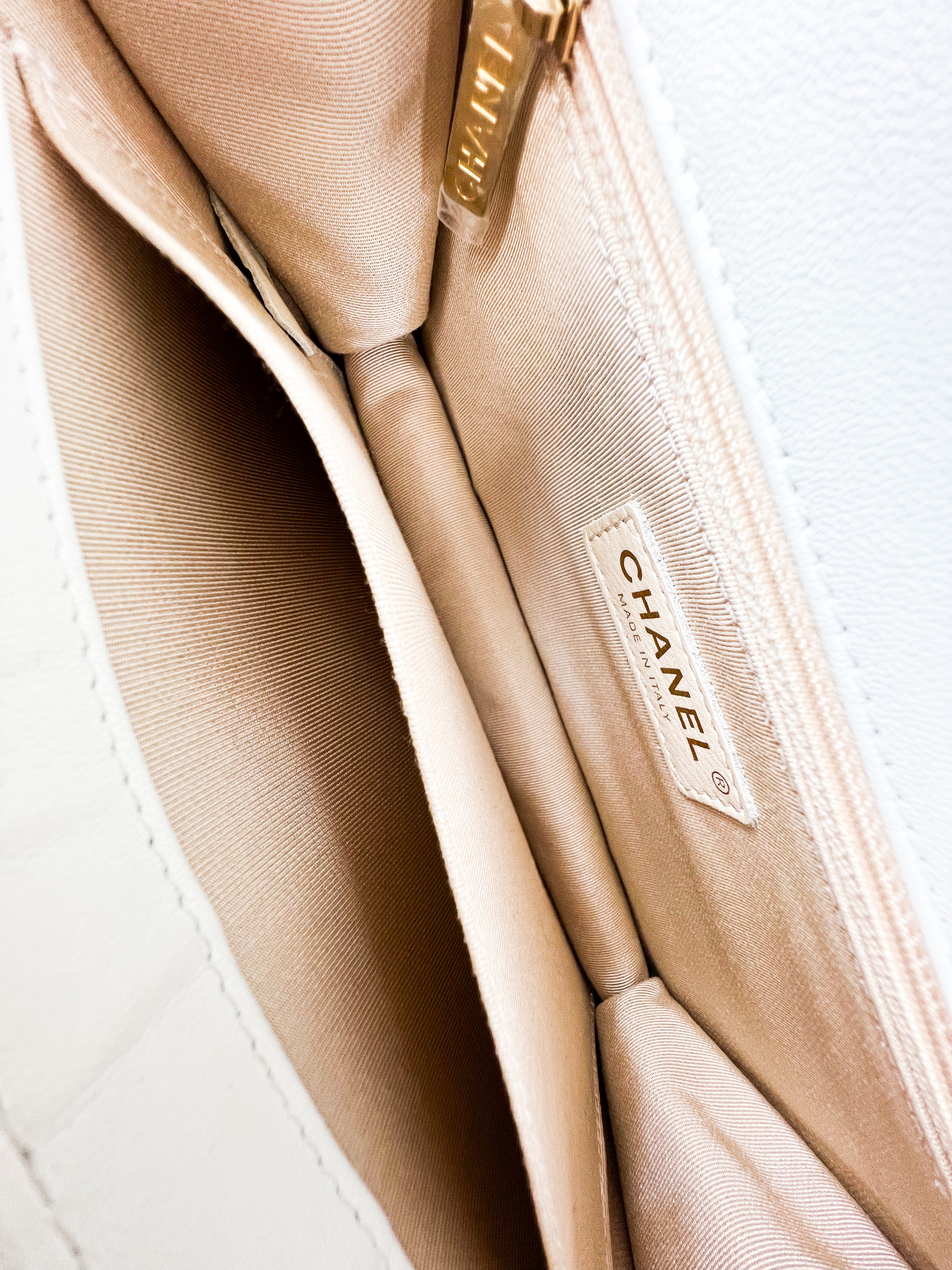 Chanel White Pearl Chain Flap