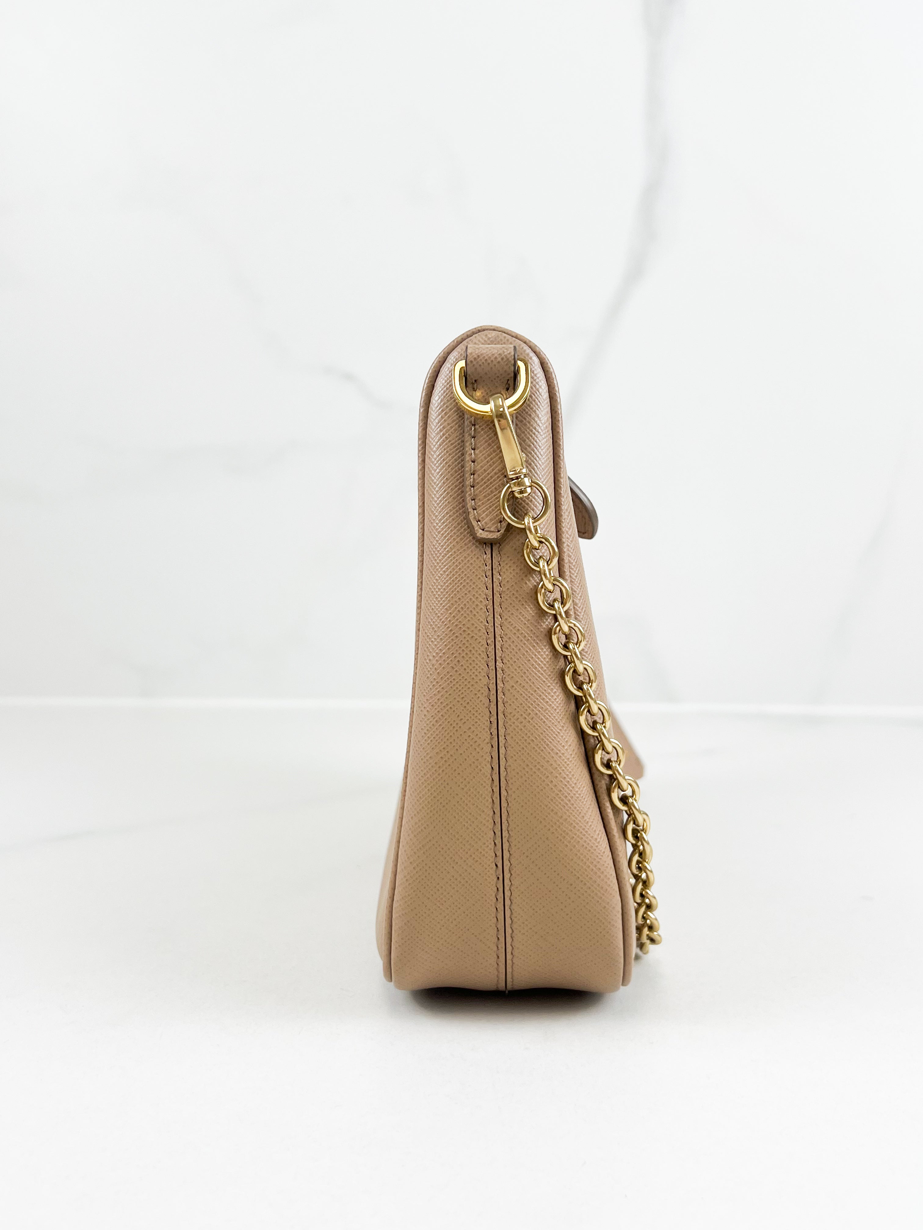 Prada Re-Edition 2005 Saffiano Leather Bag