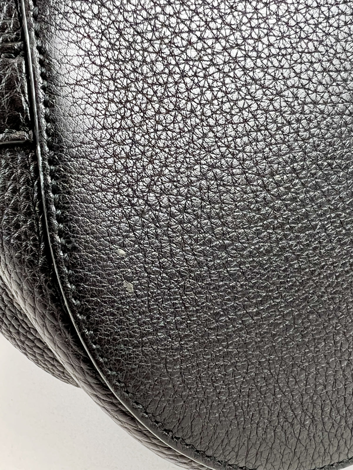 Gucci Miss Bamboo Bucket Bag in Black Grained Leather