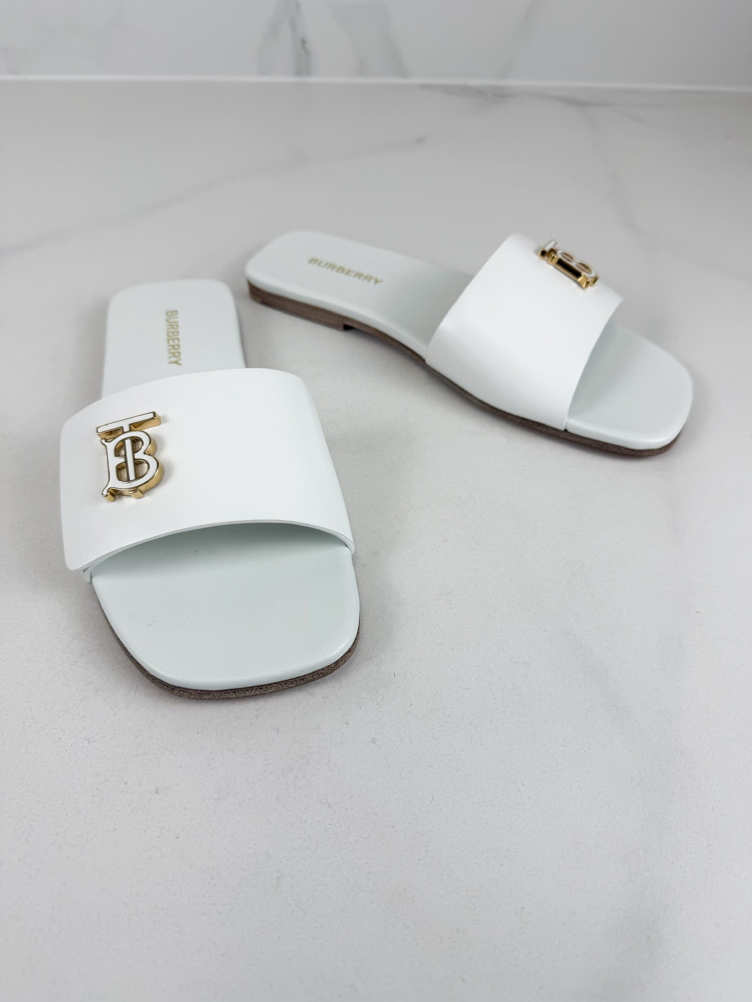 Burberry Leather Slides Size 37