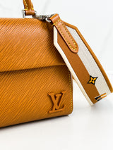 Louis Vuitton Cluny Mini Gold Miel