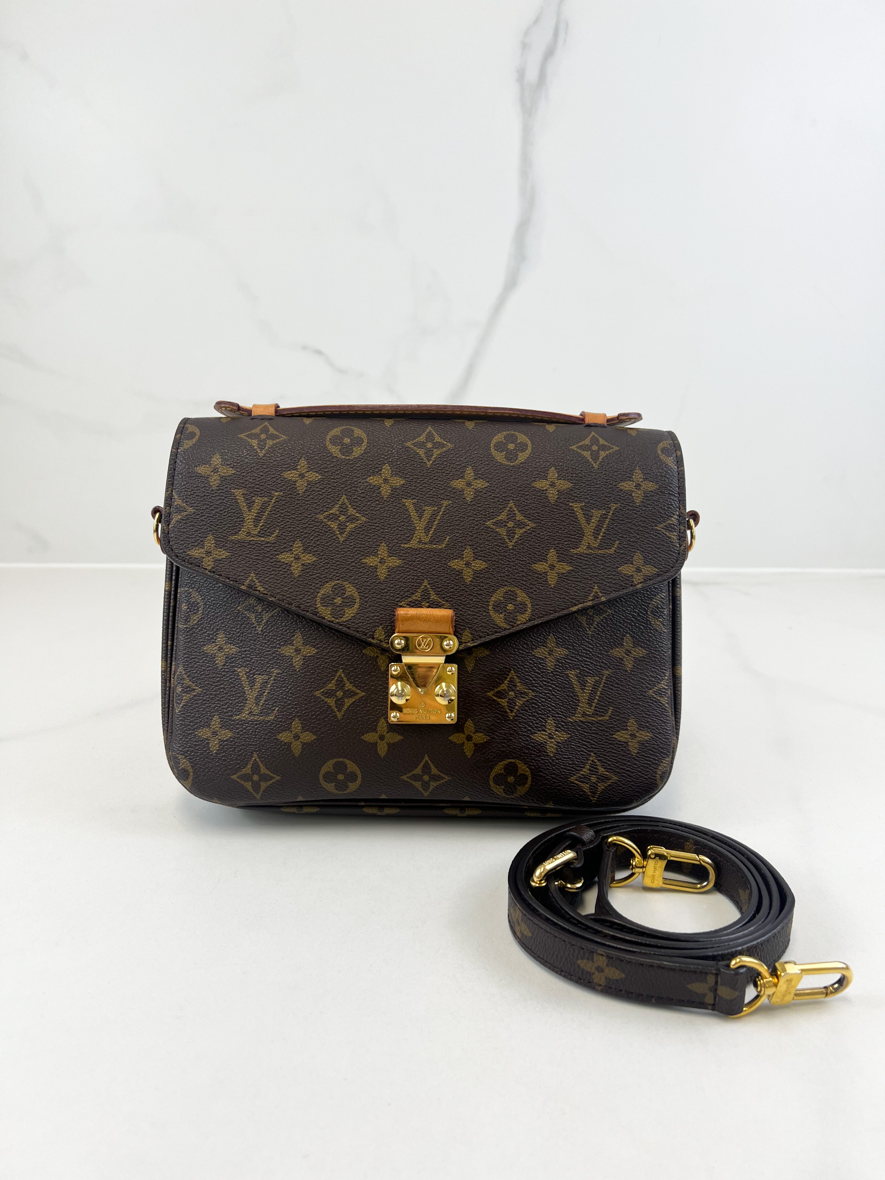 Louis Vuitton Monogram Pochette Metis