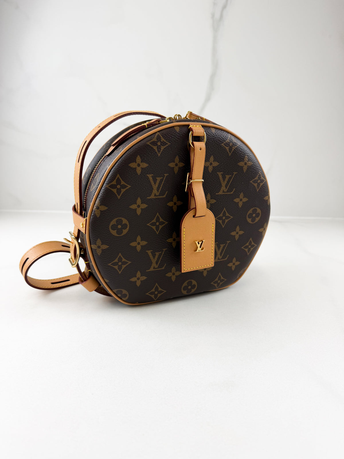 Louis Vuitton Boite Chapeau MM in Monogram Canvas