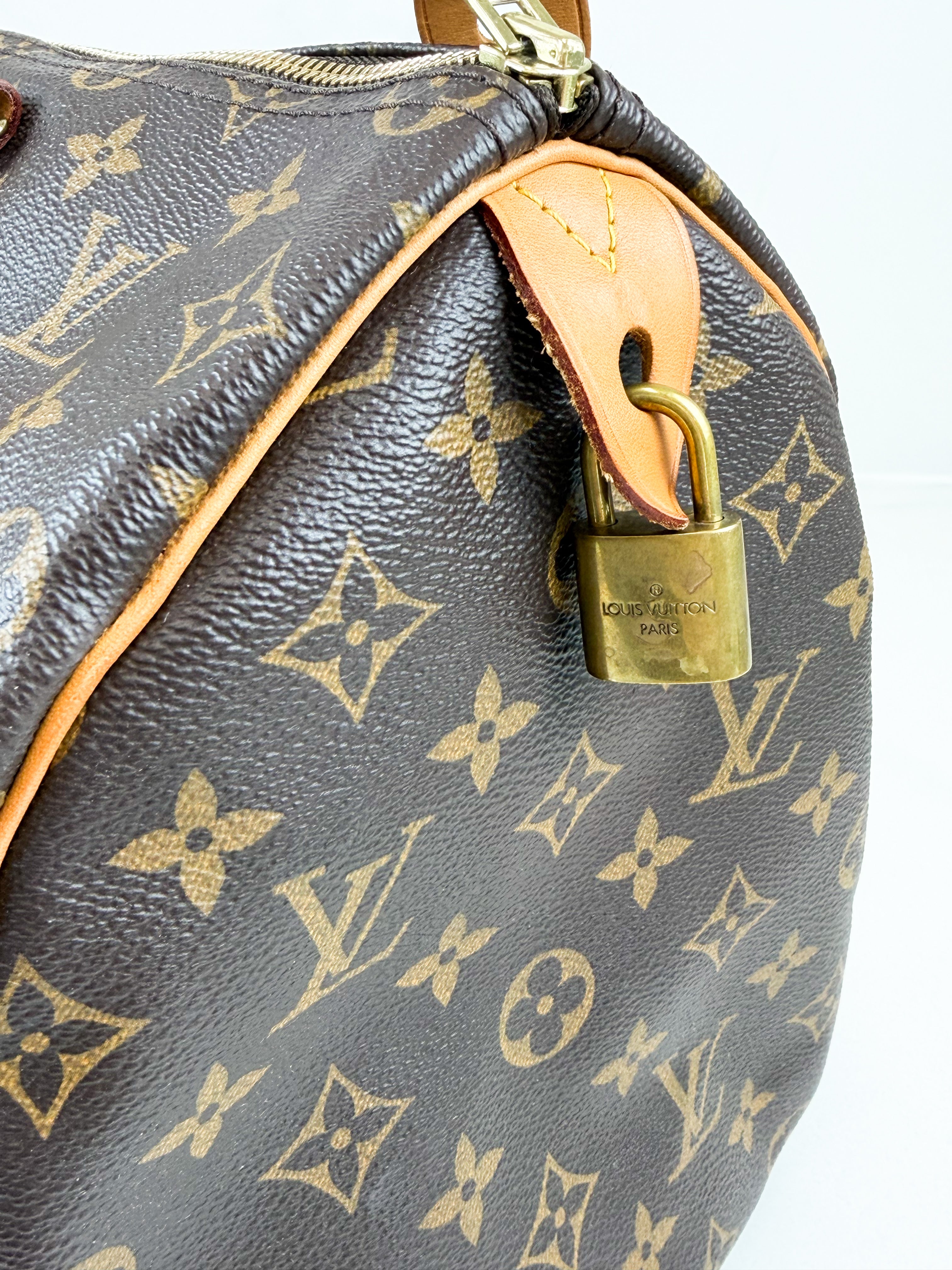 Louis Vuitton Speedy 35 Monogram Canvas