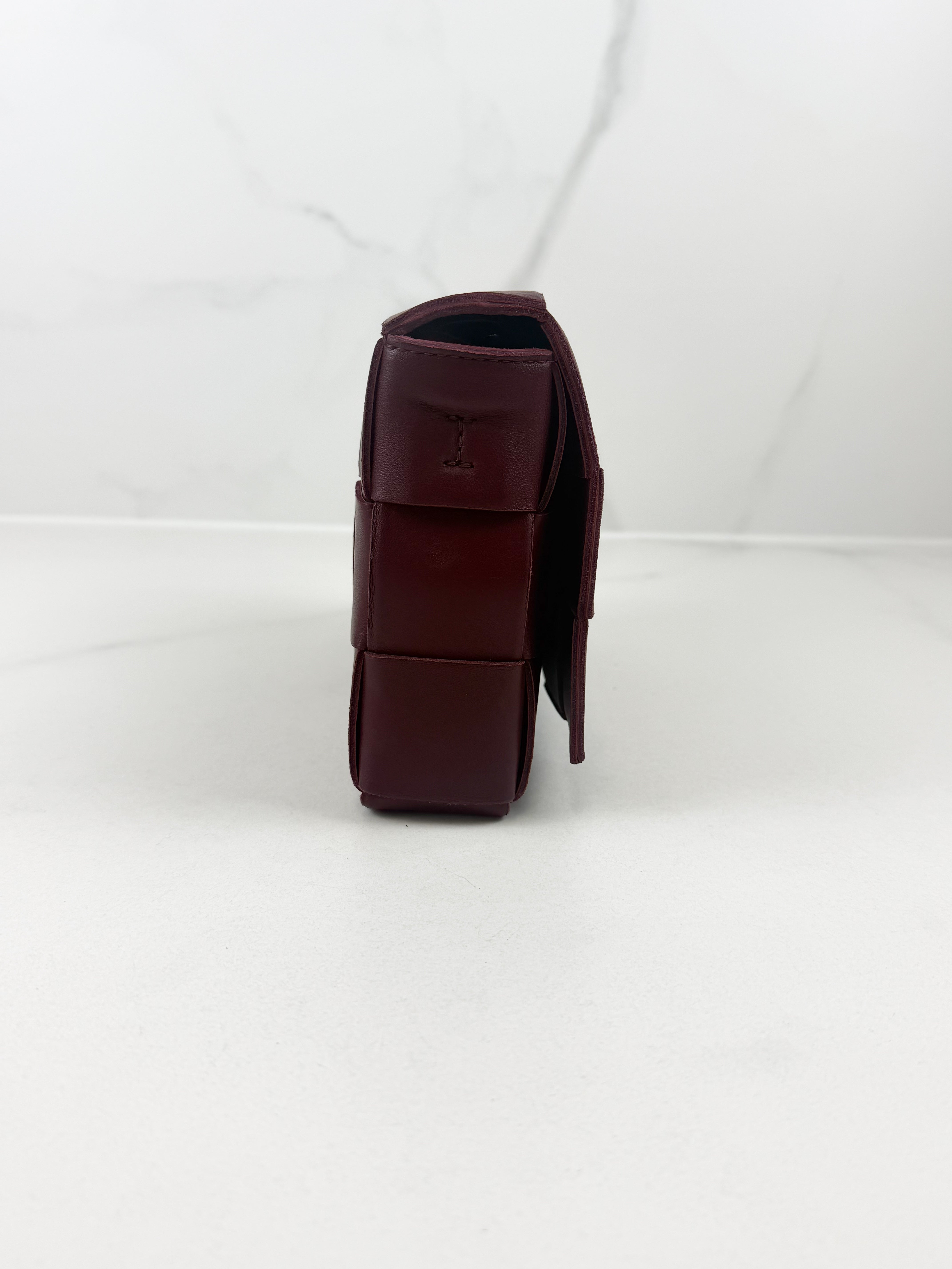Bottega Veneta Cassette Bag in Bordeaux Wine Red