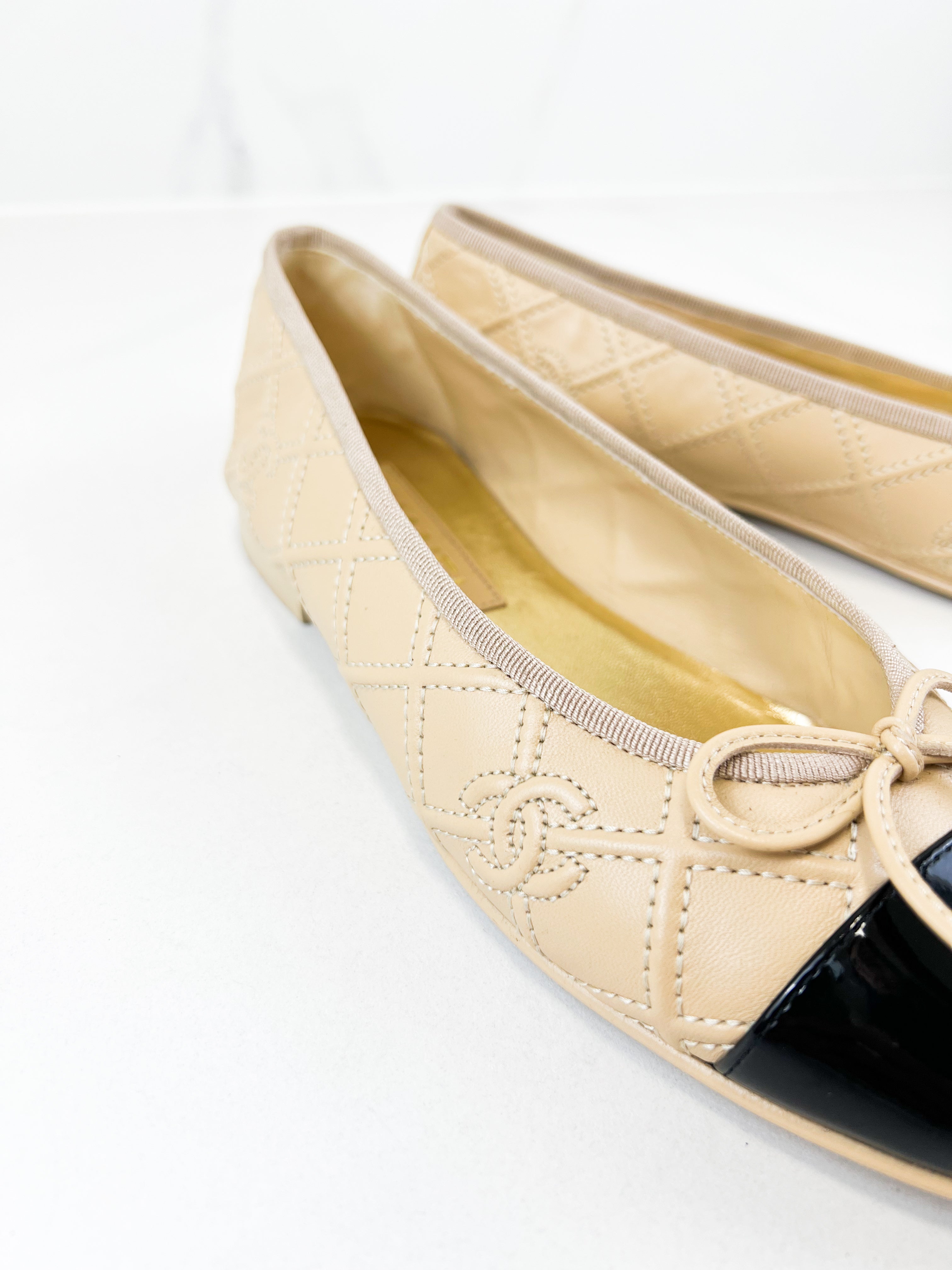 Chanel CC Lambskin & Patent Ballerina Flats Size 37.5