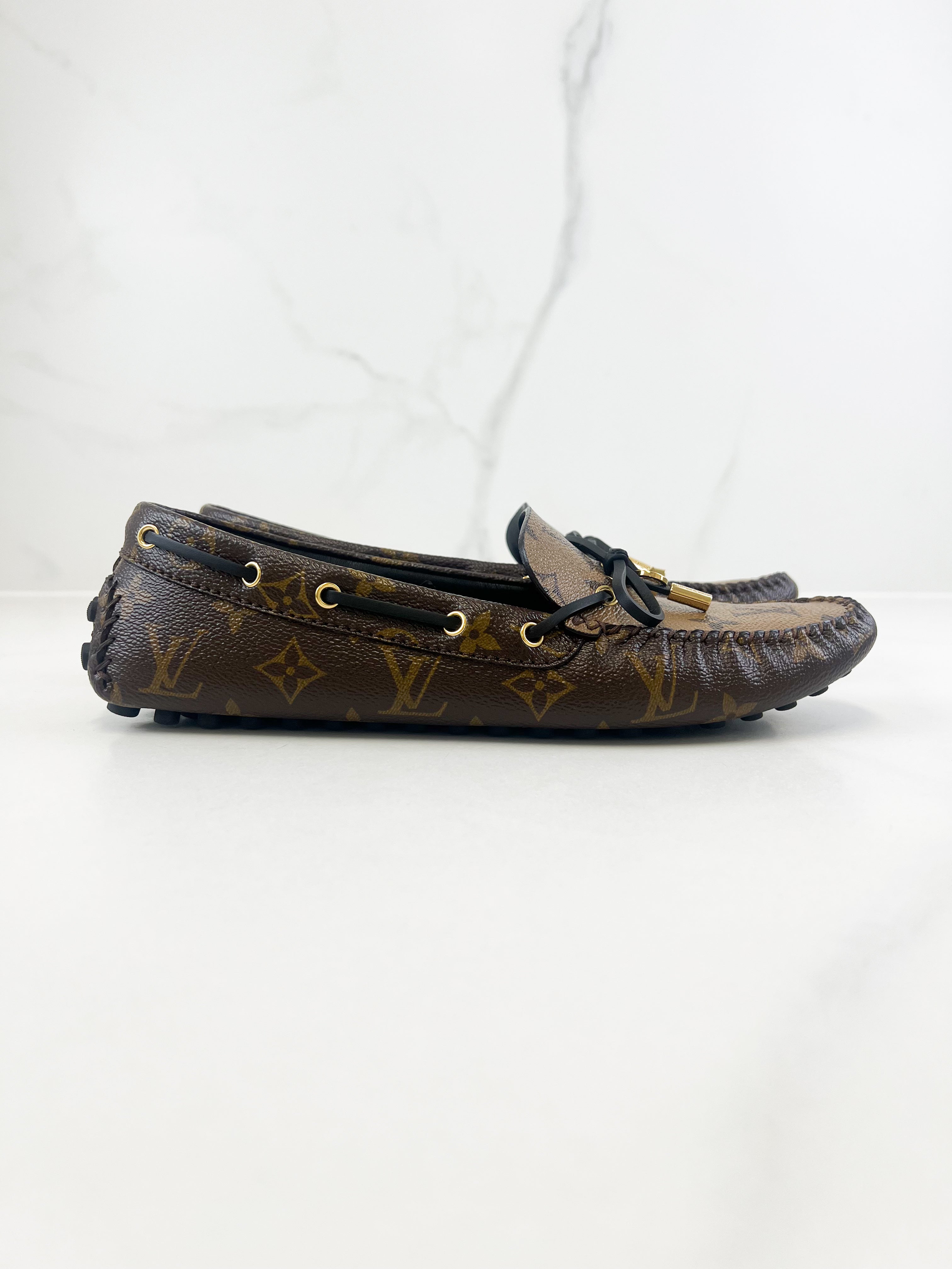 Louis Vuitton Monogram Canvas Gloria Loafer Size 41