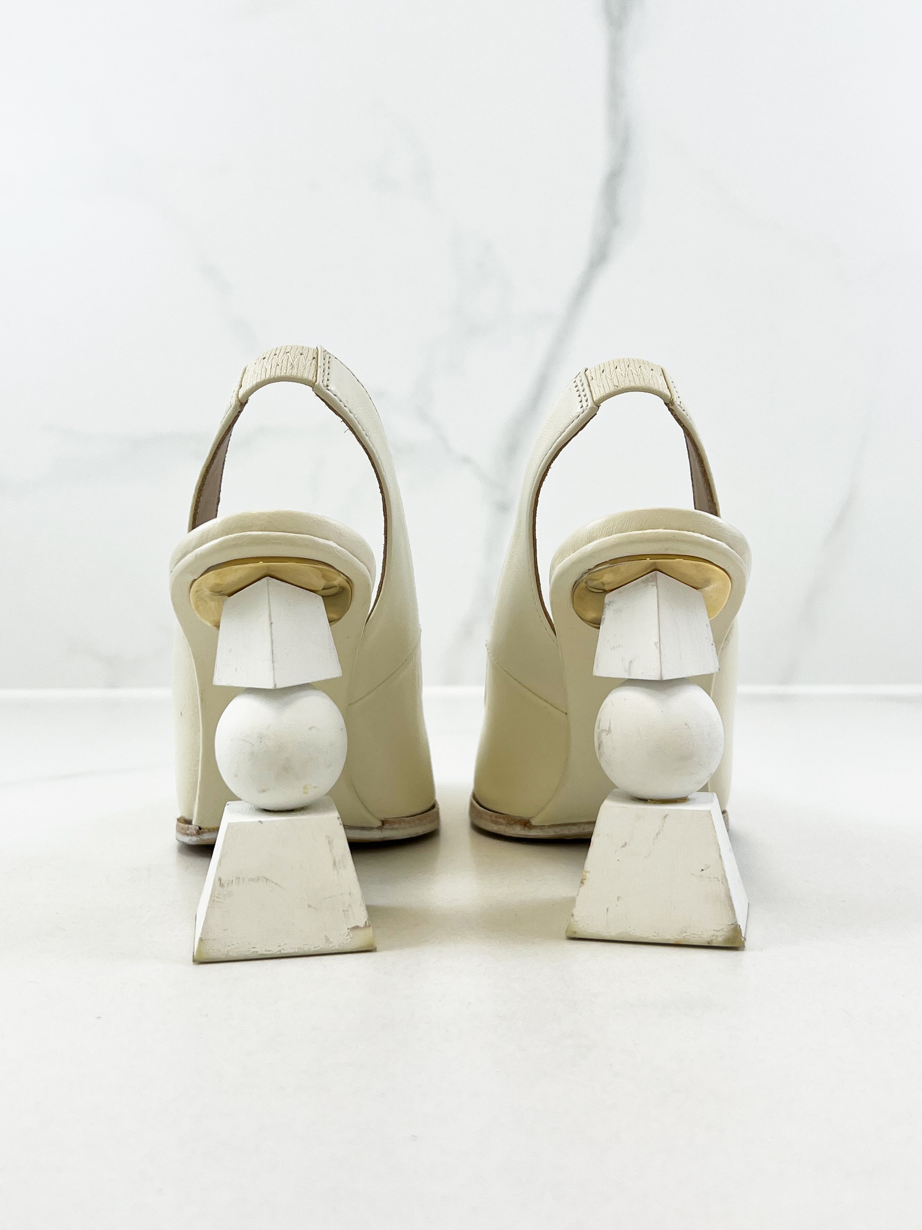 Jacquemus Les Chassures Sandals Size 37