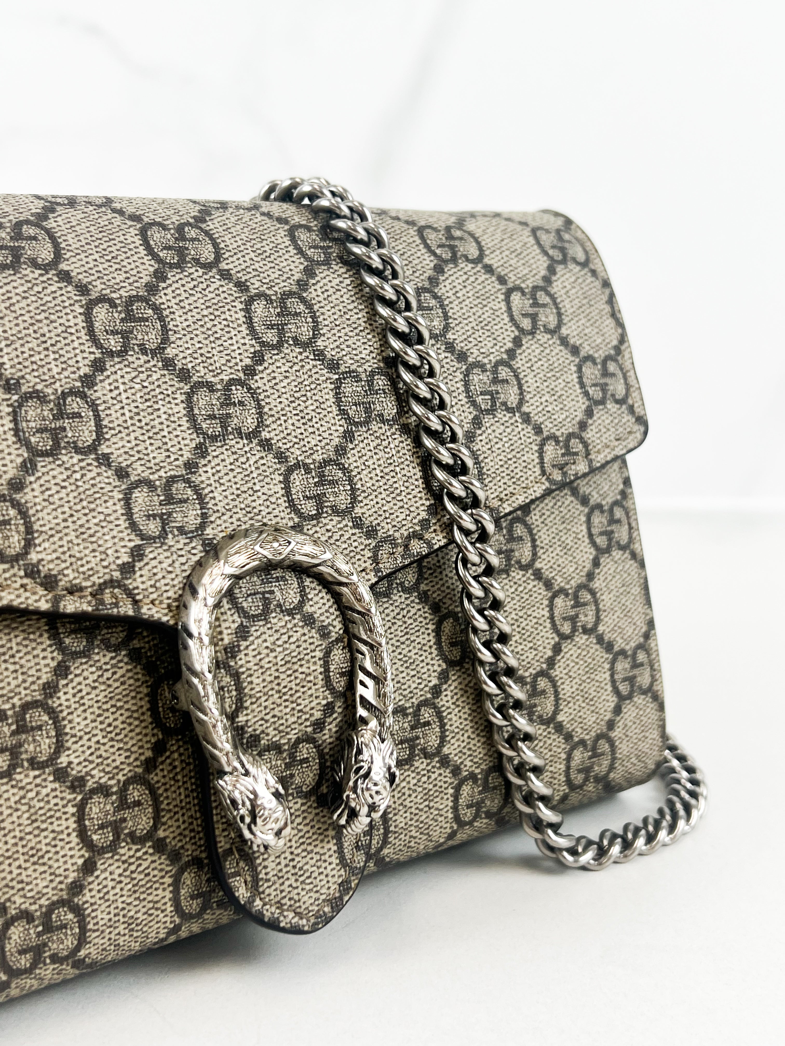 Gucci Dionysus GG Supreme Chain Wallet