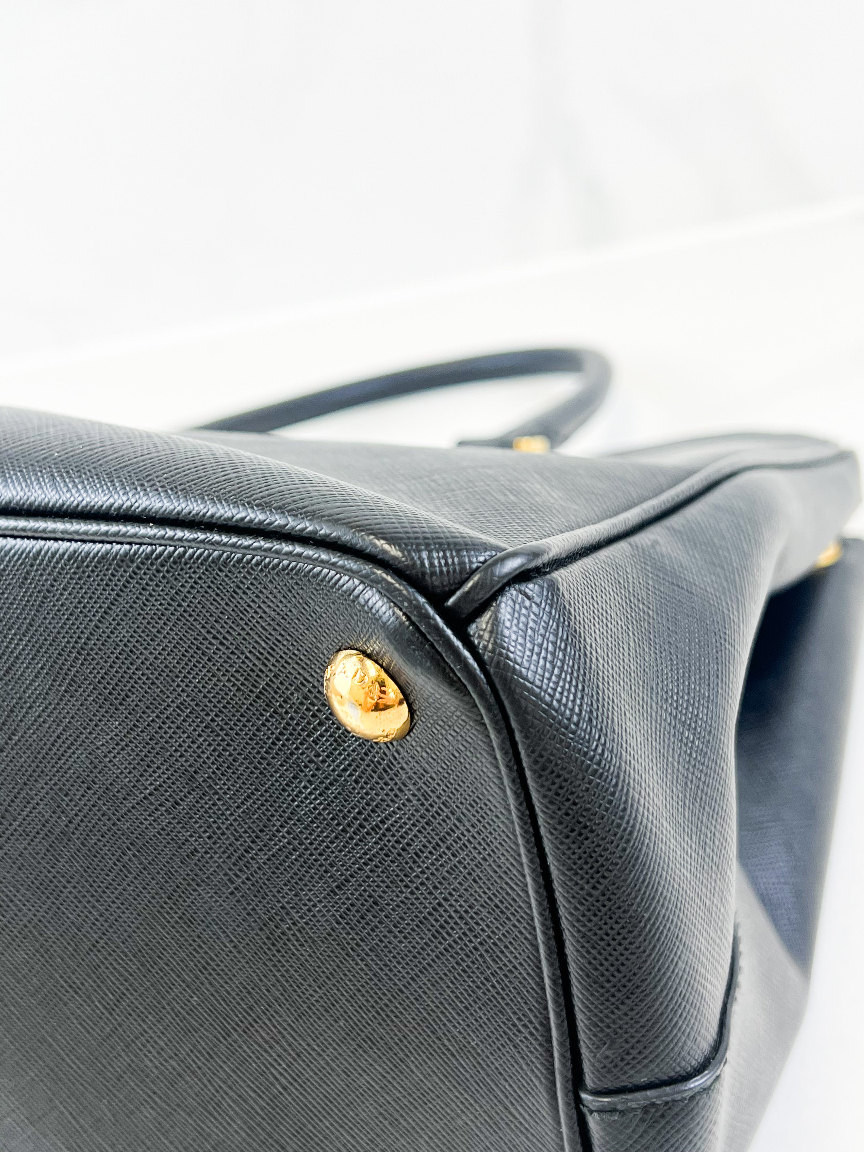 Prada Medium Galleria Saffiano Bag